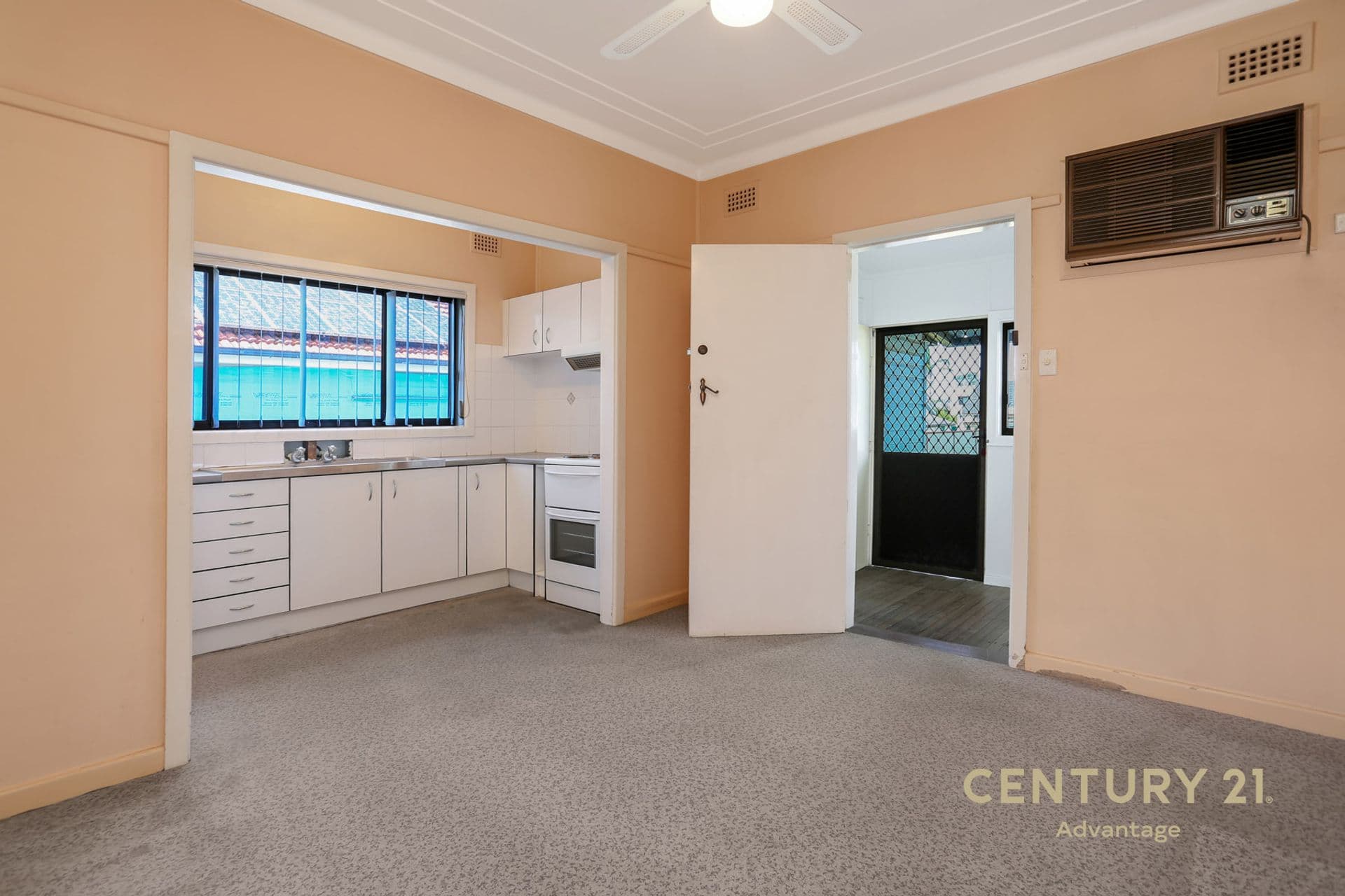 80 Eve Street, Guildford, NSW, 2161, Guildford - Thumbnail 4