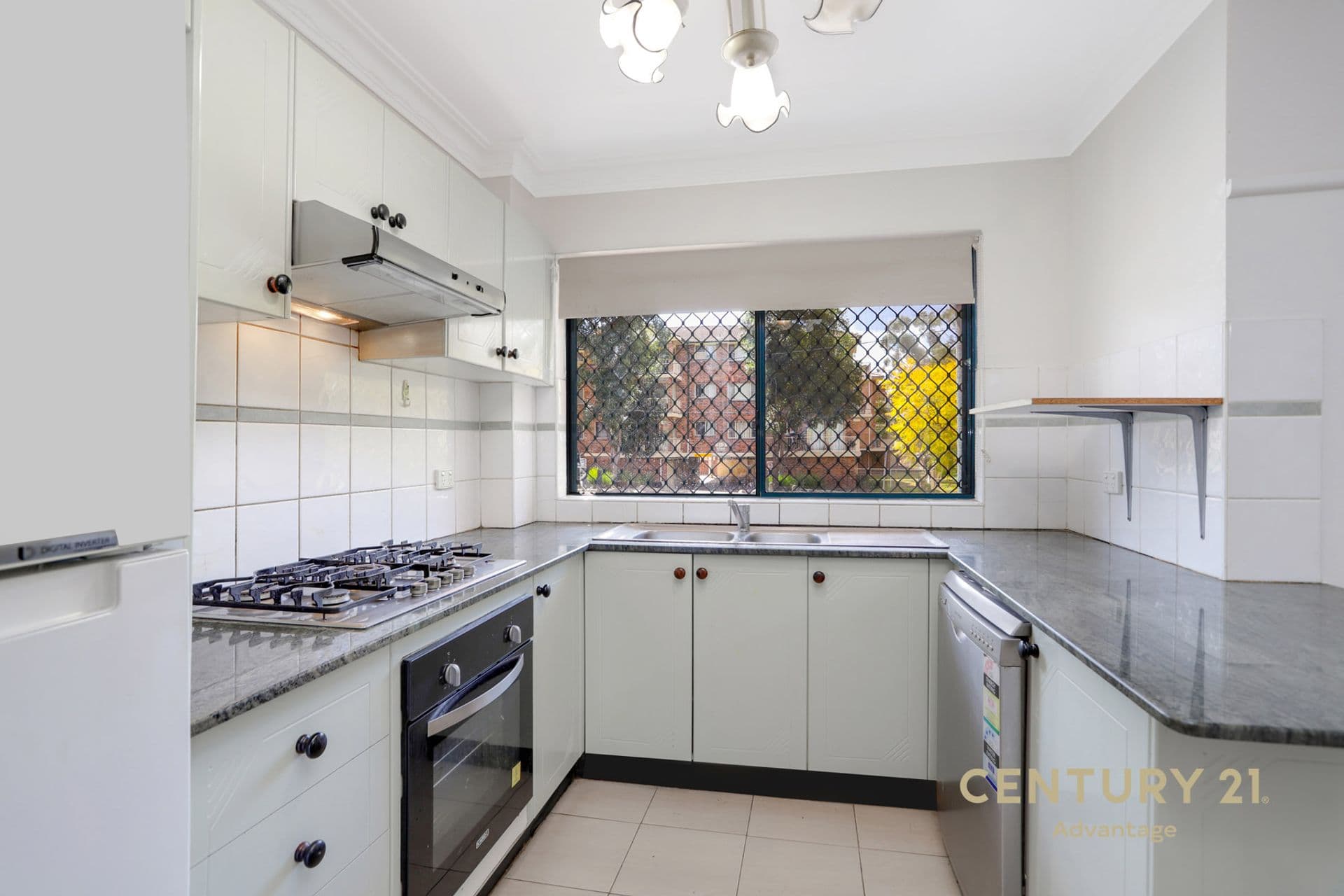 1/2-6 Priddle Street, Westmead, NSW, 2145, Westmead - Thumbnail 3