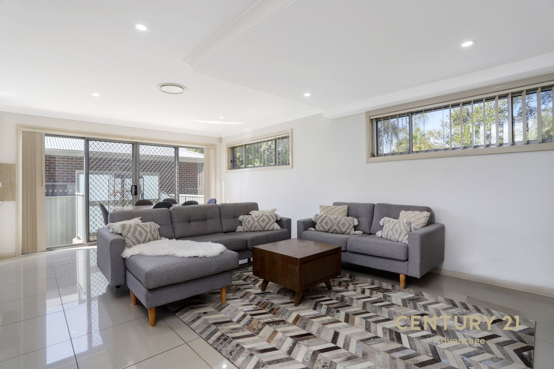 2/62 Hampden Road, South Wentworthville, NSW, 2145, South Wentworthville - Thumbnail 2