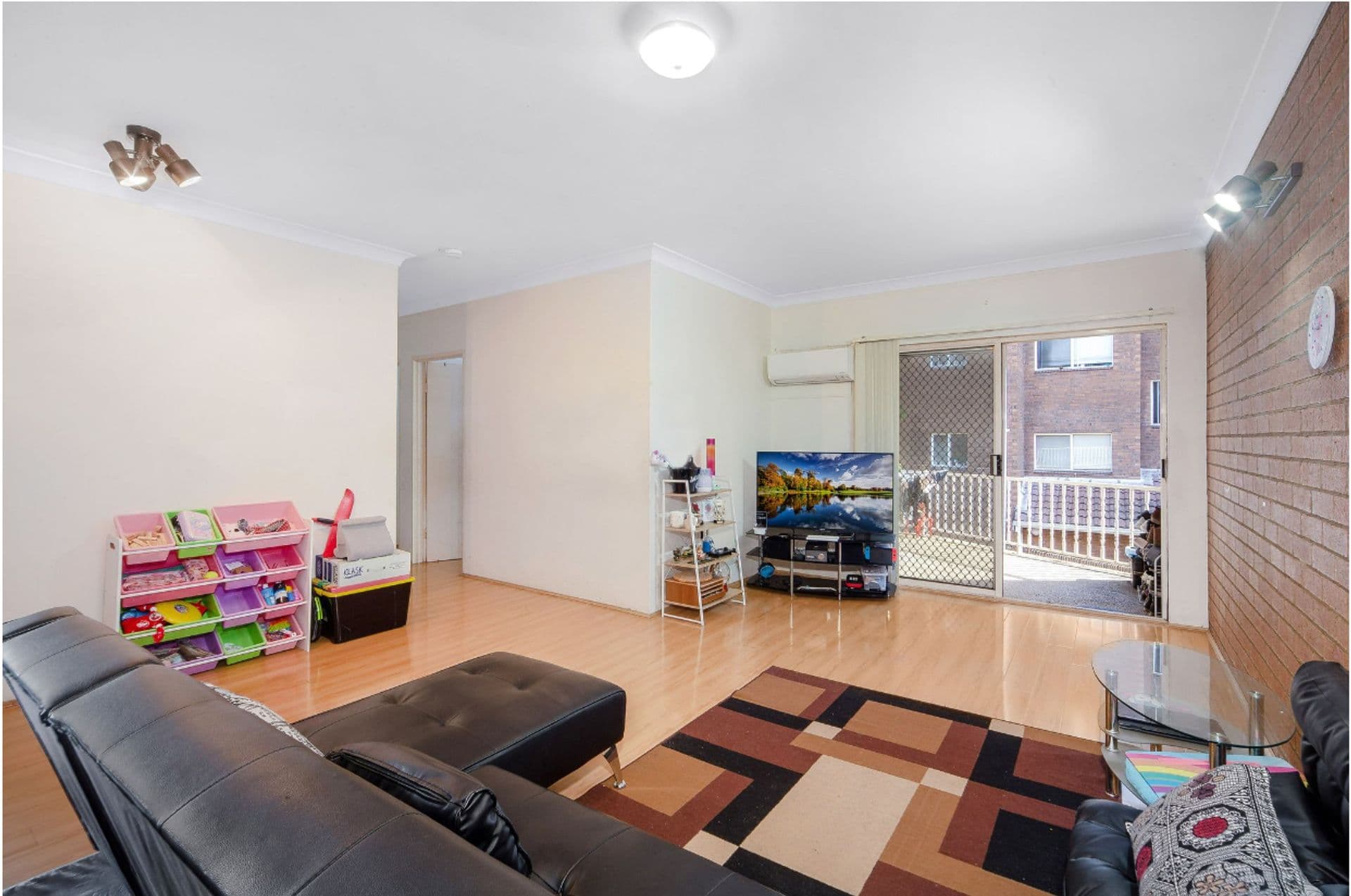 5/15 Pye Street, Westmead, NSW, 2145, Westmead - Thumbnail 2