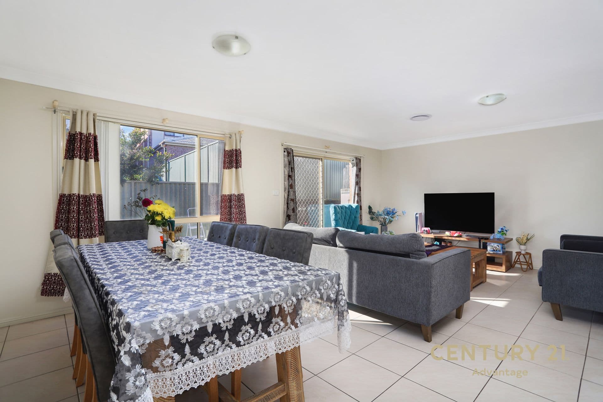 33 Kieren Drive, Blacktown, NSW, 2148, Blacktown - Thumbnail 2