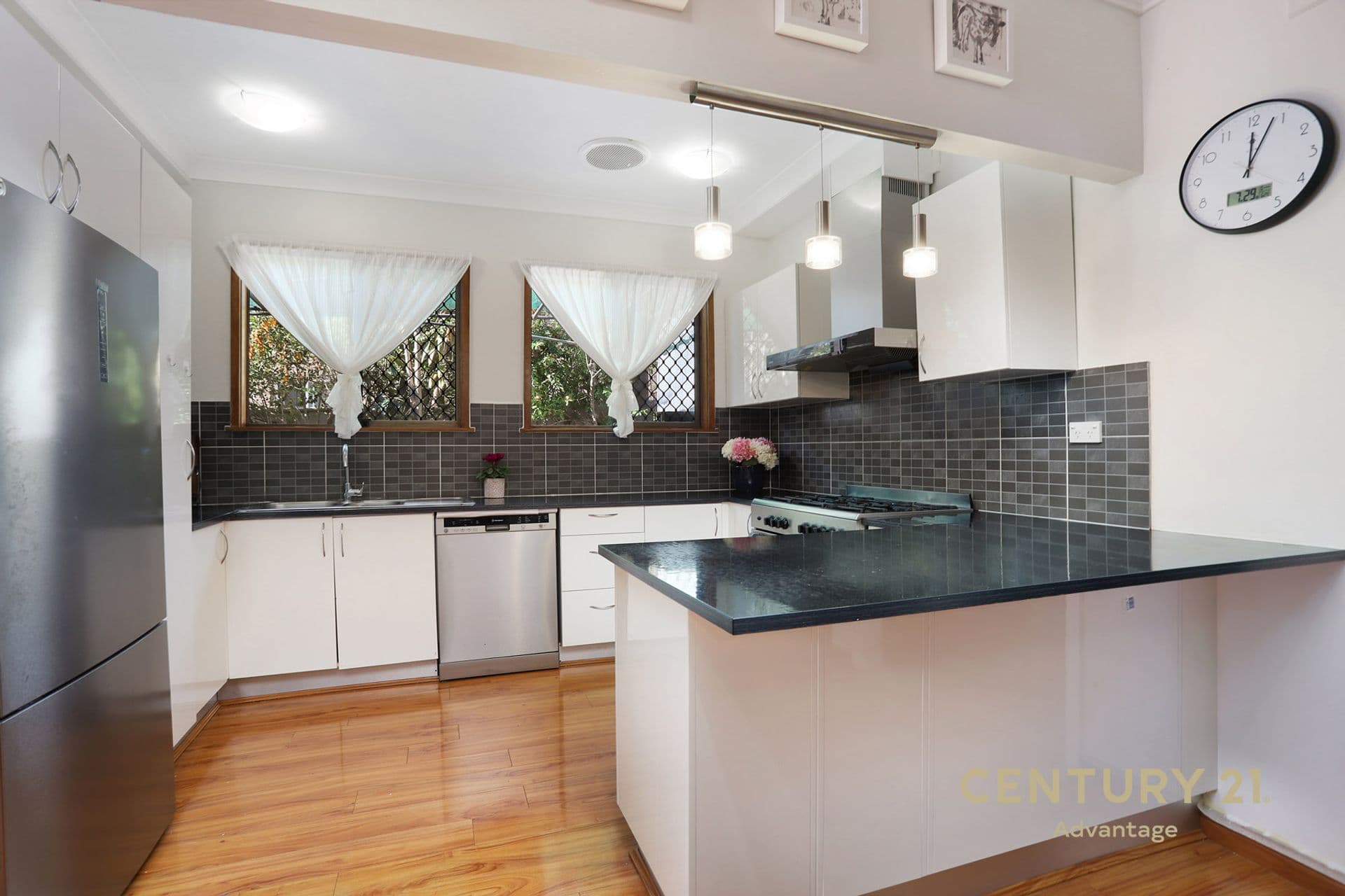 22 Bulli Road, Toongabbie, NSW, 2146, Toongabbie - Thumbnail 5