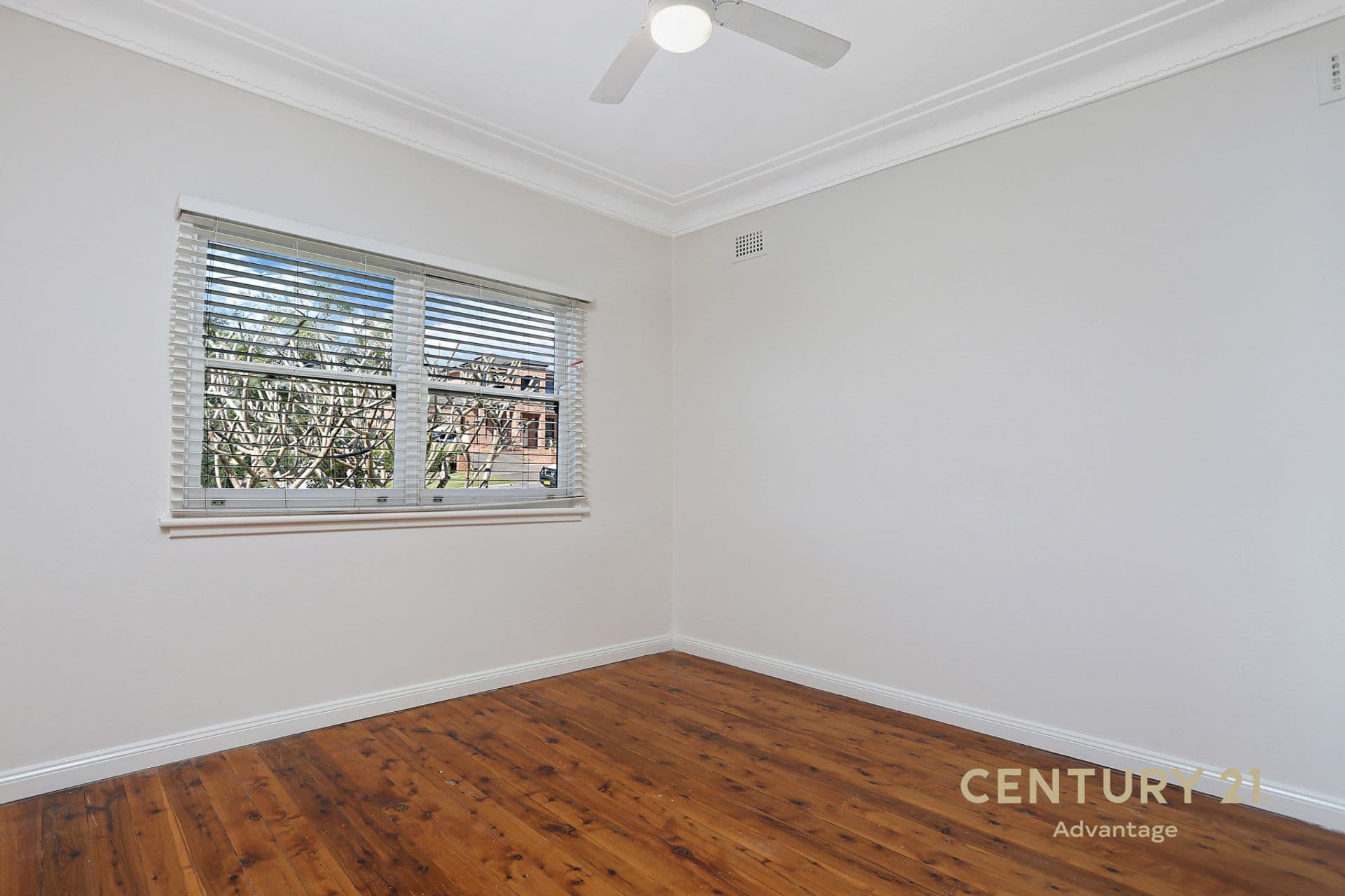 12 Preston Road, Old Toongabbie, NSW, 2146, Old Toongabbie - Thumbnail 6