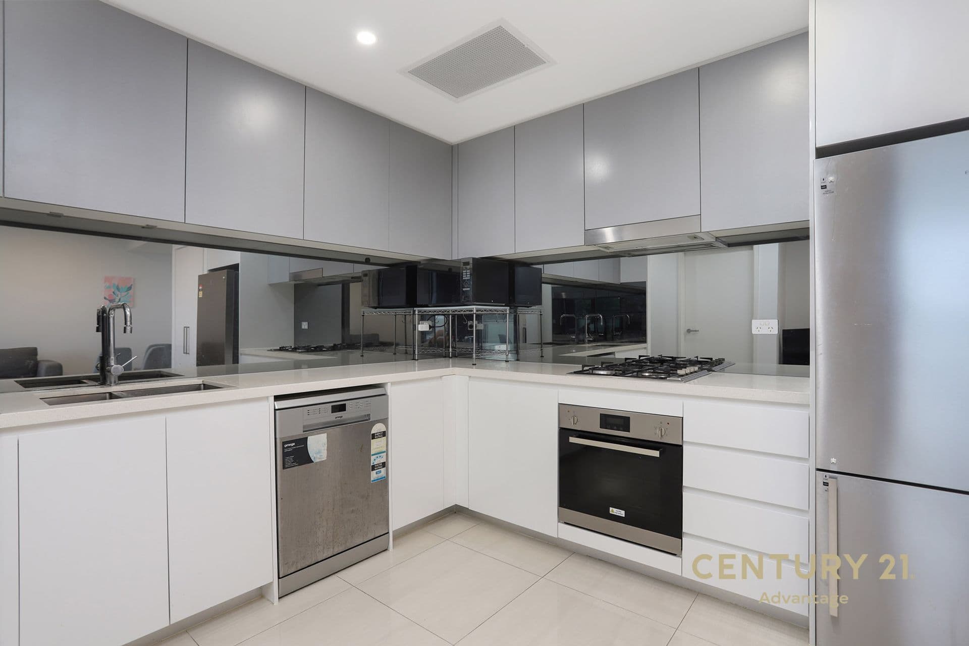 1605/1A Morton Street, Parramatta, NSW, 2150, Parramatta - Thumbnail 3