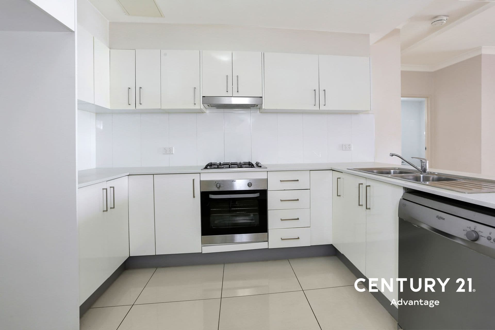 16/2 Fraser Street, Westmead, NSW, 2145, Westmead - Thumbnail 6
