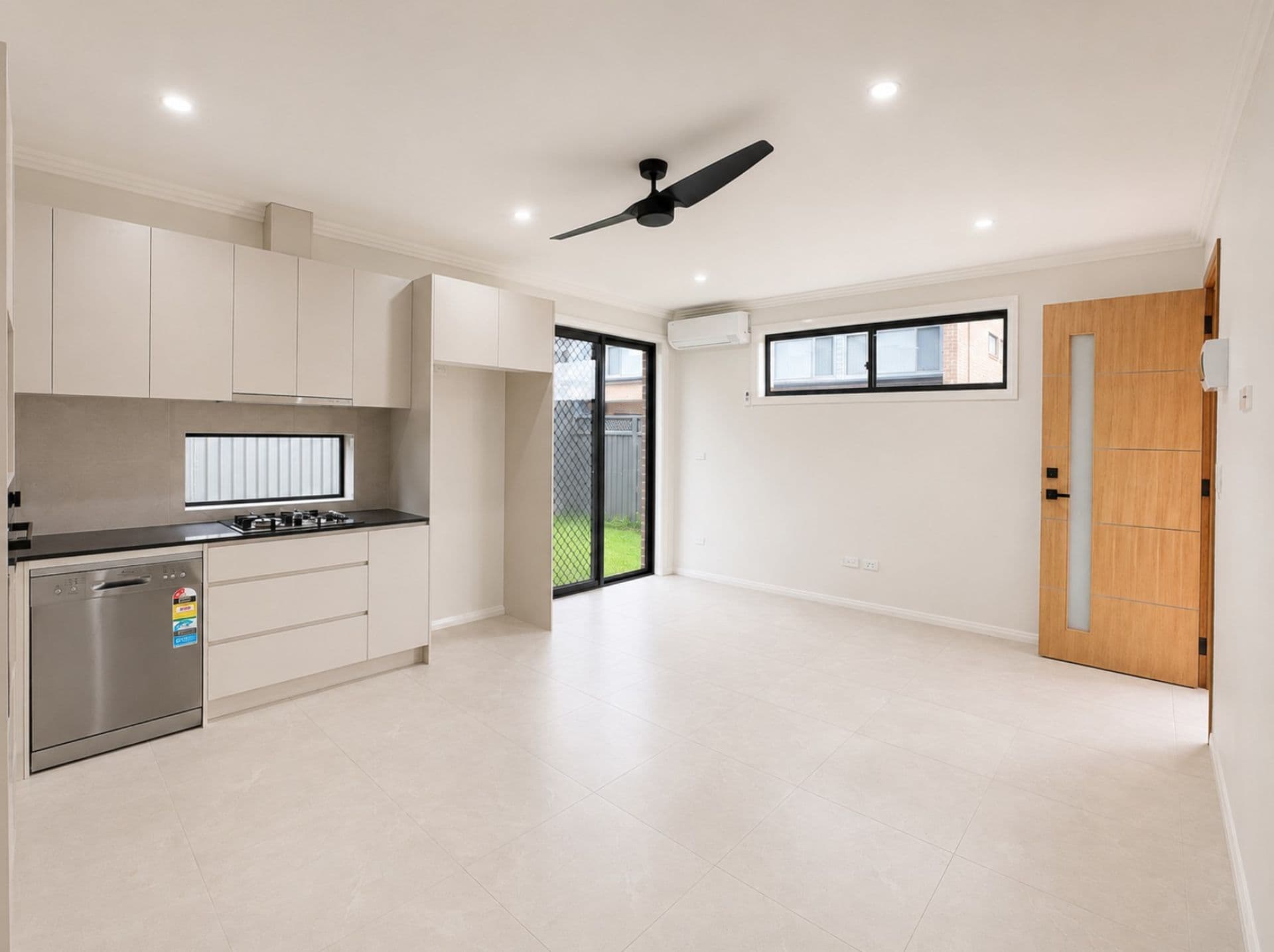 16A Fraser Street, Westmead, NSW, 2145, Westmead - Thumbnail 7