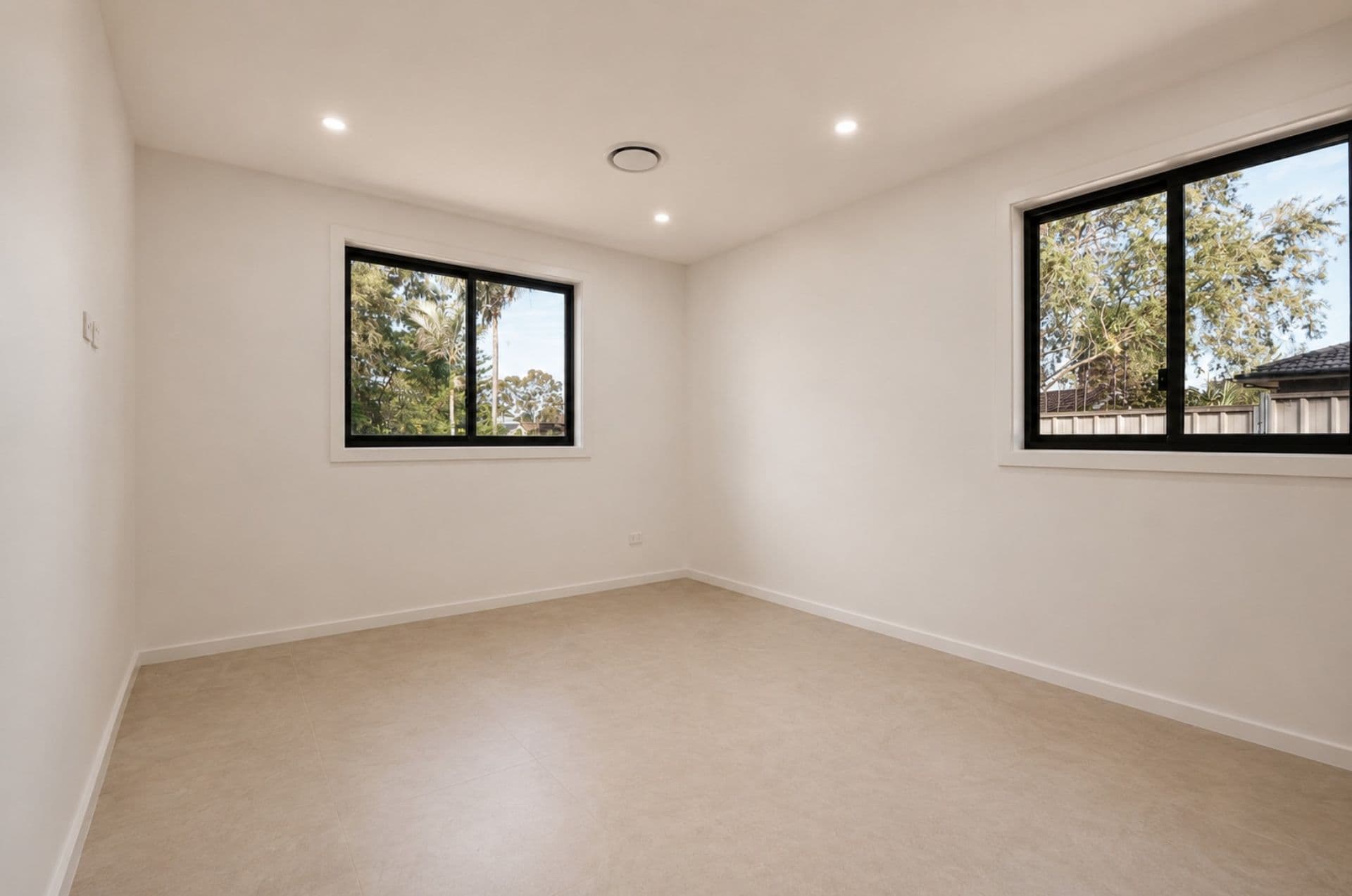 36A Gilba Road, Pendle Hill, NSW, 2145, Pendle Hill - Thumbnail 5