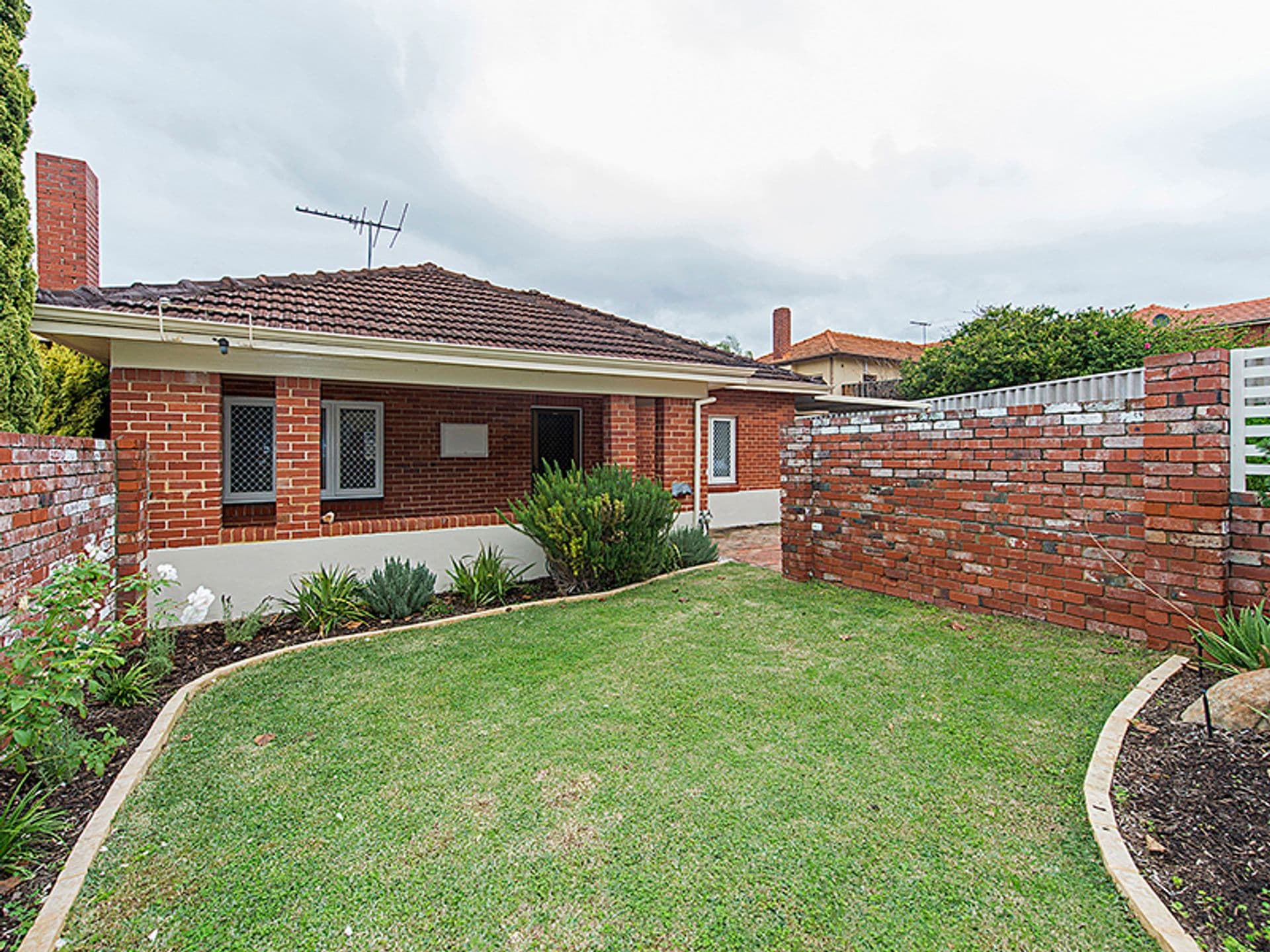 4/55 Archer Street, Carlisle, WA, 6101, Orange - Image 1