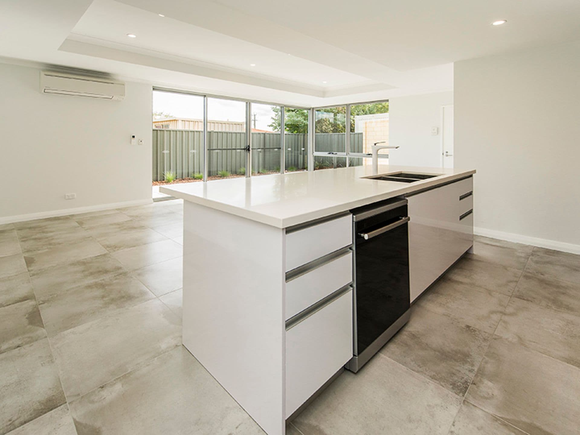 2/16 Brindley Street, Belmont, WA, 6104, Belmont - Thumbnail 6