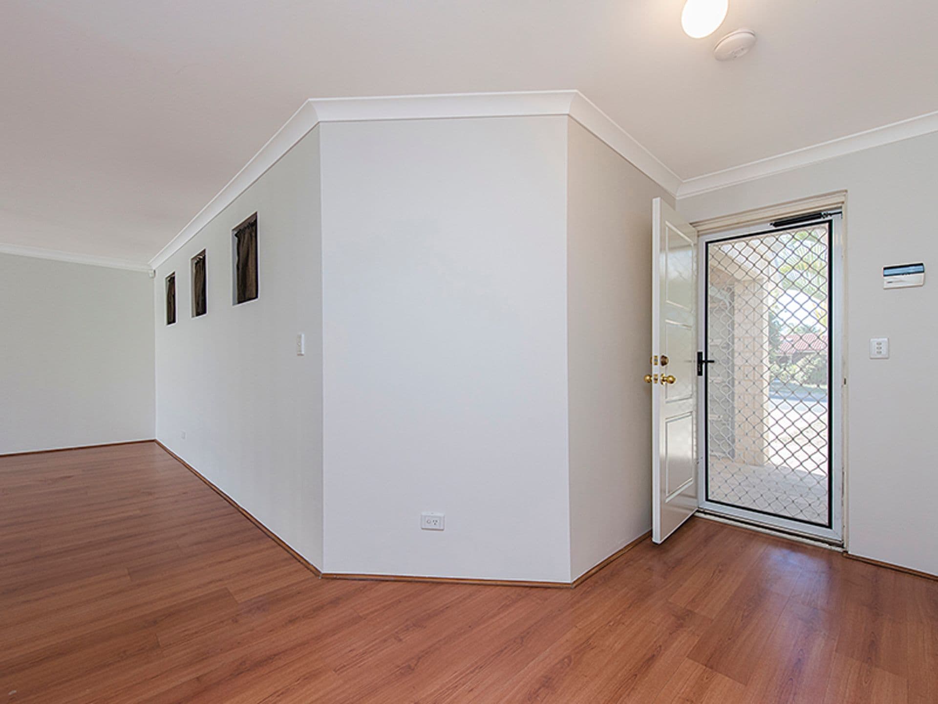 19 Grantham Place, Carlisle, WA, 6101, Carlisle - Thumbnail 4