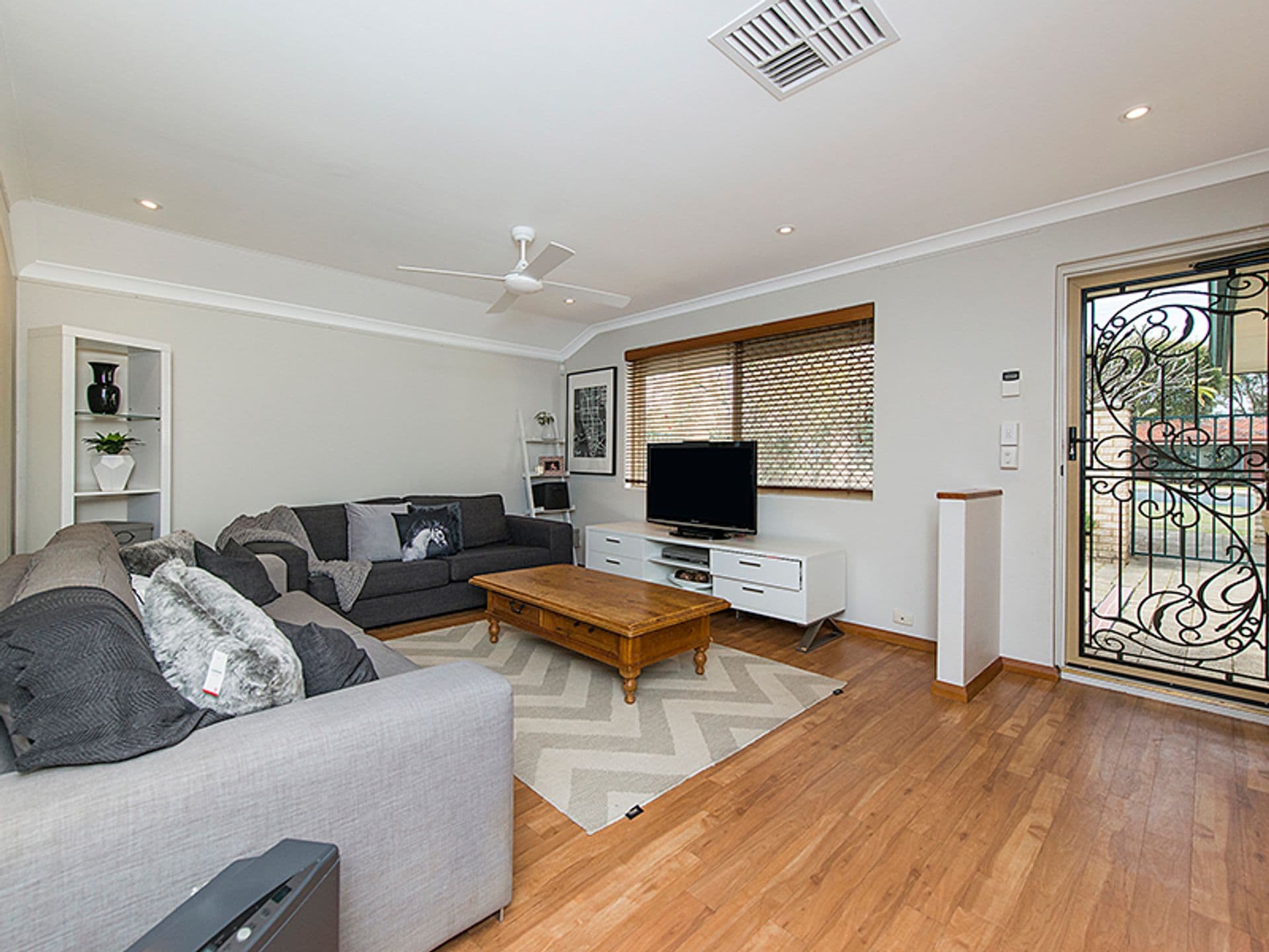 4/55 Archer Street, Carlisle, WA, 6101, Carlisle - Thumbnail 2