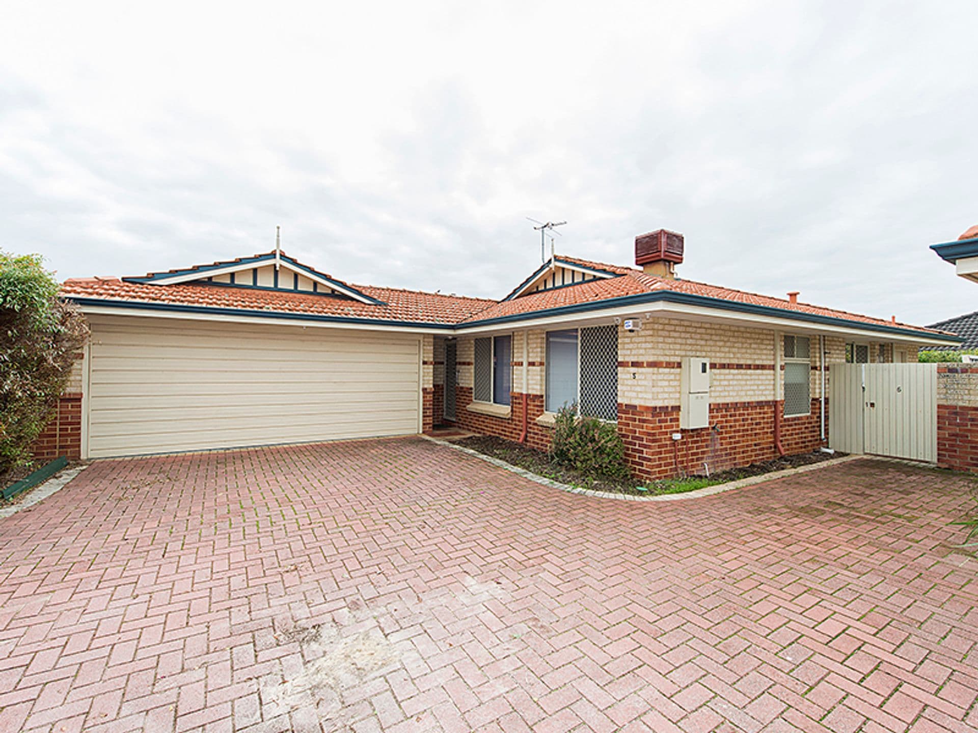 5/5 Pearl Road, Cloverdale, WA, 6105, Cloverdale - Image 1
