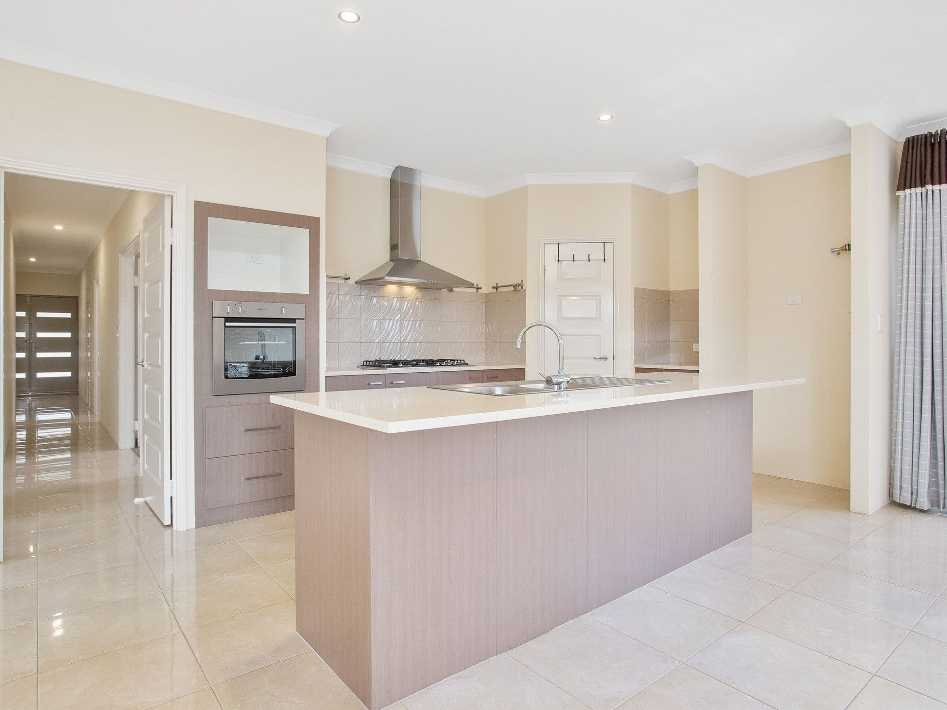 39 Serisier Parkway, Queens Park, WA, 6107, Queens Park - Thumbnail 4