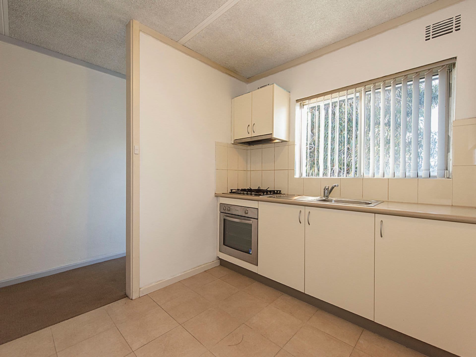 17/171  Bishopsgate Street, Carlisle, WA, 6101, Carlisle - Thumbnail 4