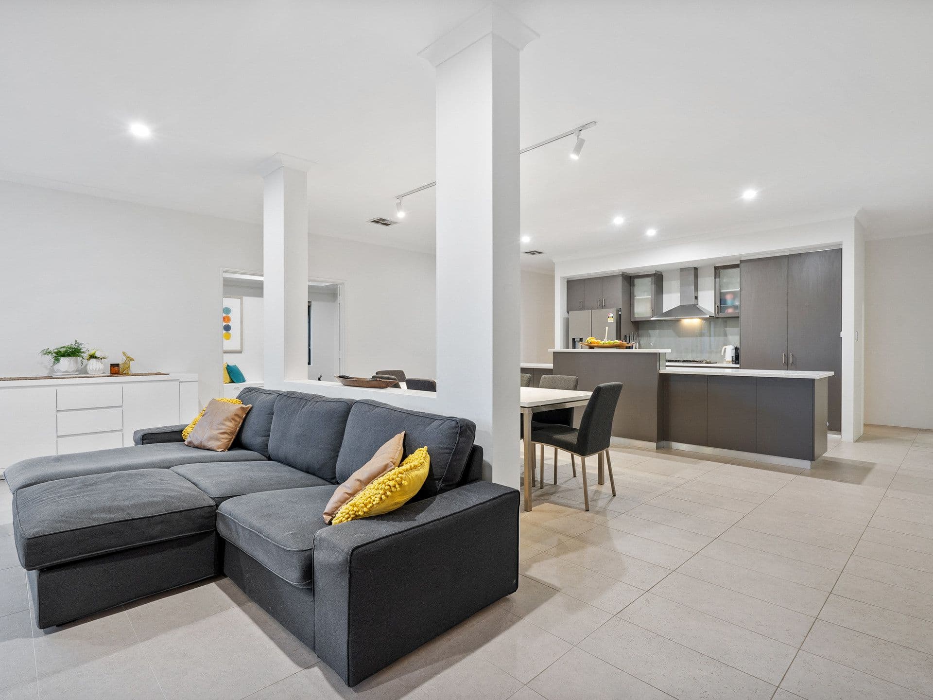4/55 Archer Street, Carlisle, WA, 6101, Wattle Grove - Thumbnail 2