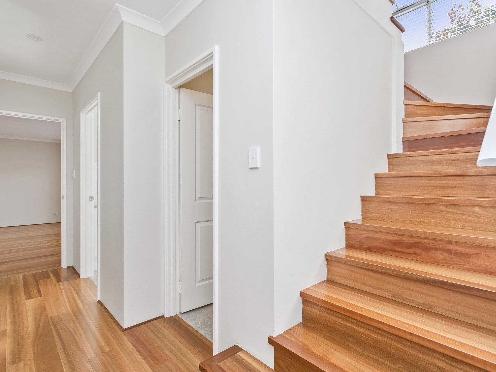 1/258 Fisher Street, Cloverdale, WA, 6105, Cloverdale - Thumbnail 4