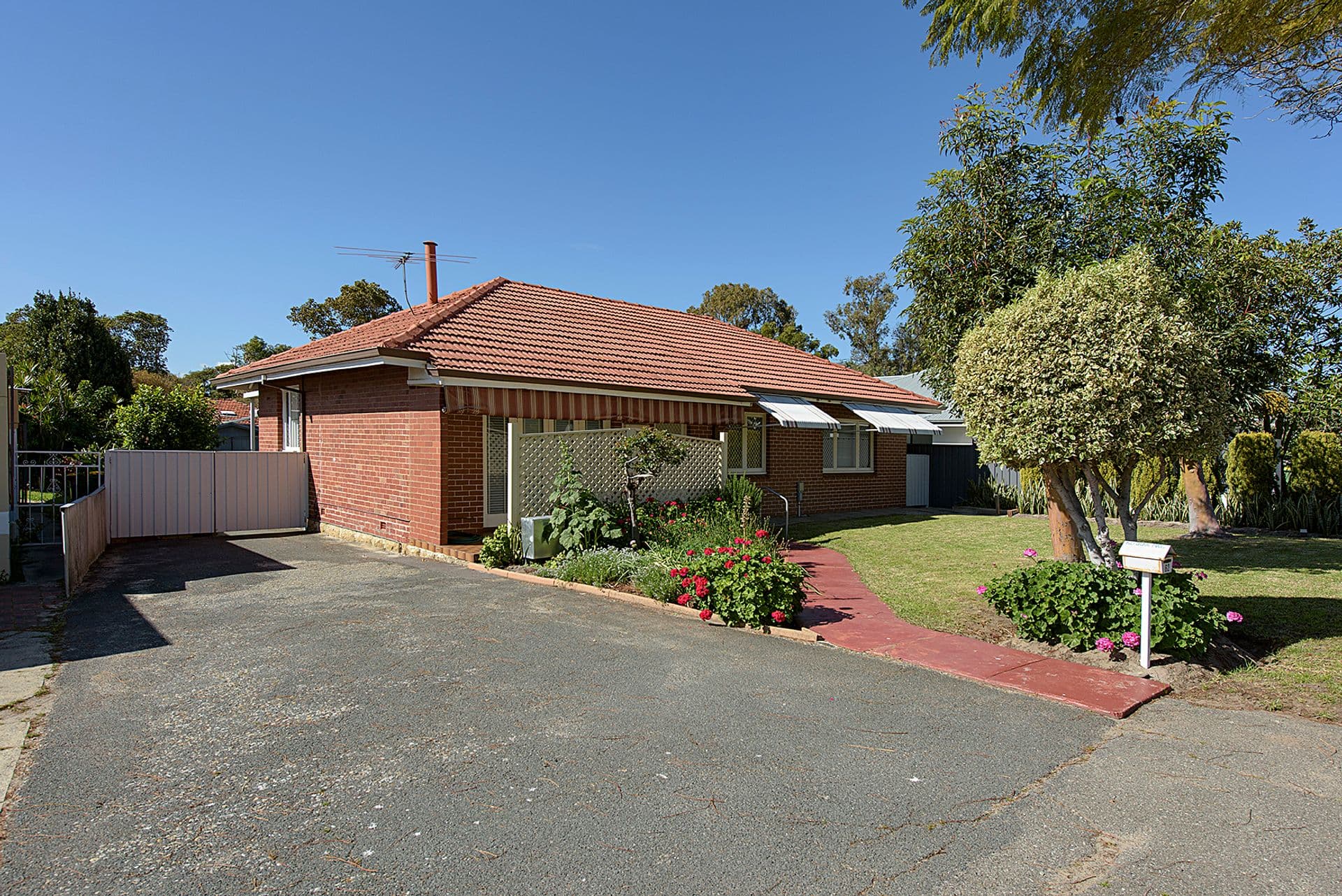 62 Goddard Street, Lathlain, WA, 6100, Lathlain - Thumbnail 3