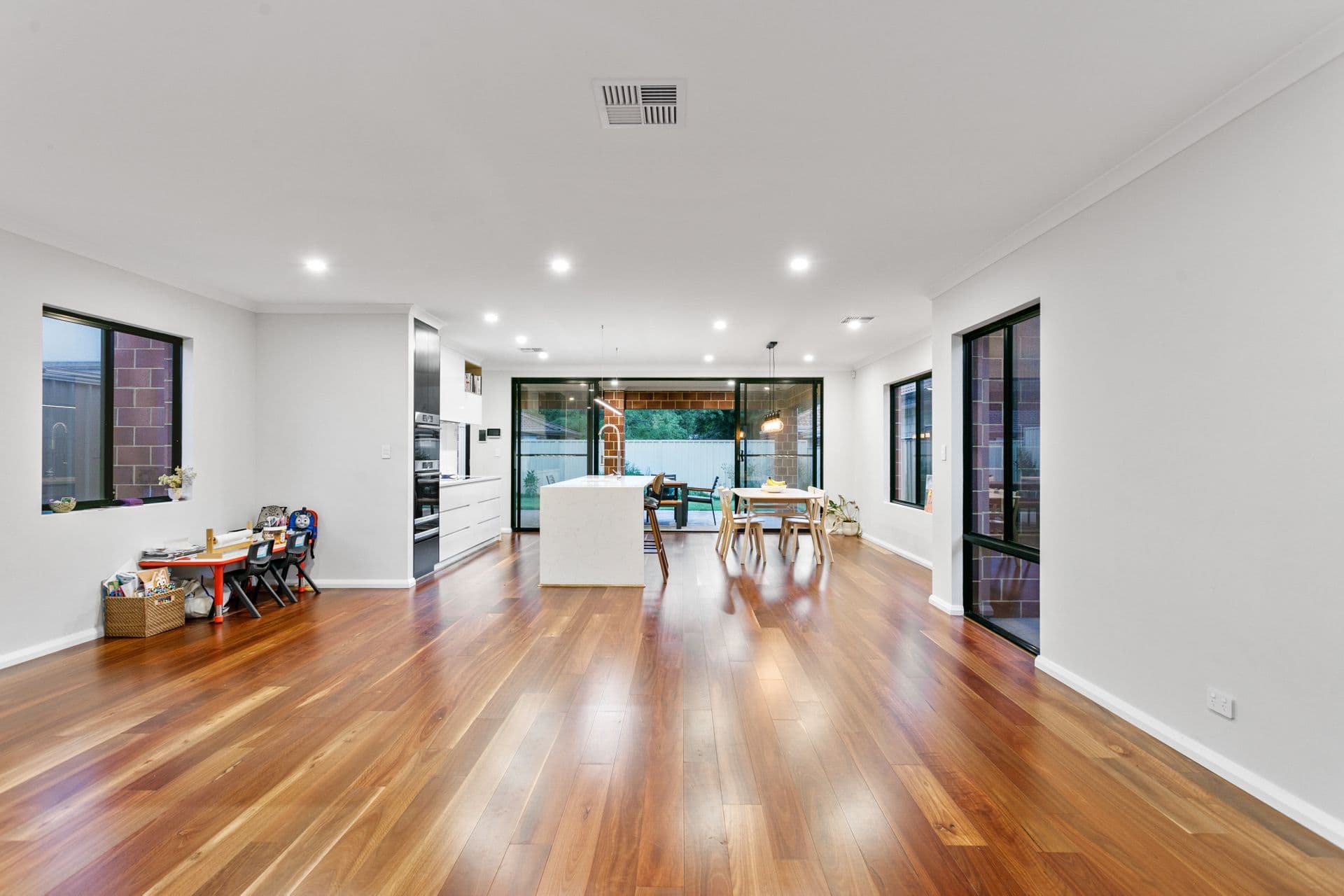 49 Jupiter Street, Carlisle, WA, 6101, Carlisle - Thumbnail 6