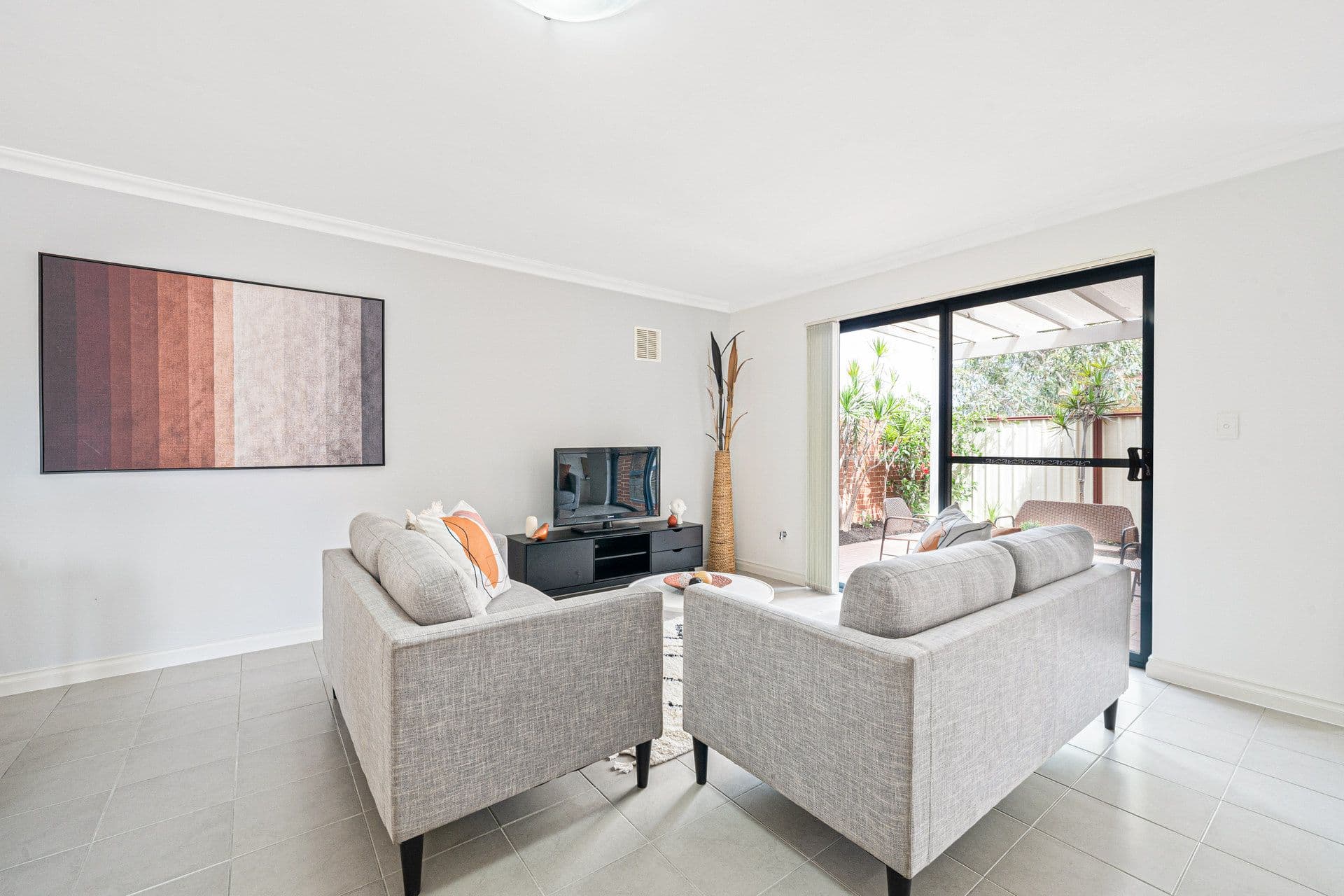 5/8 Hillcrest Road, Kewdale, WA, 6105, Kewdale - Thumbnail 5
