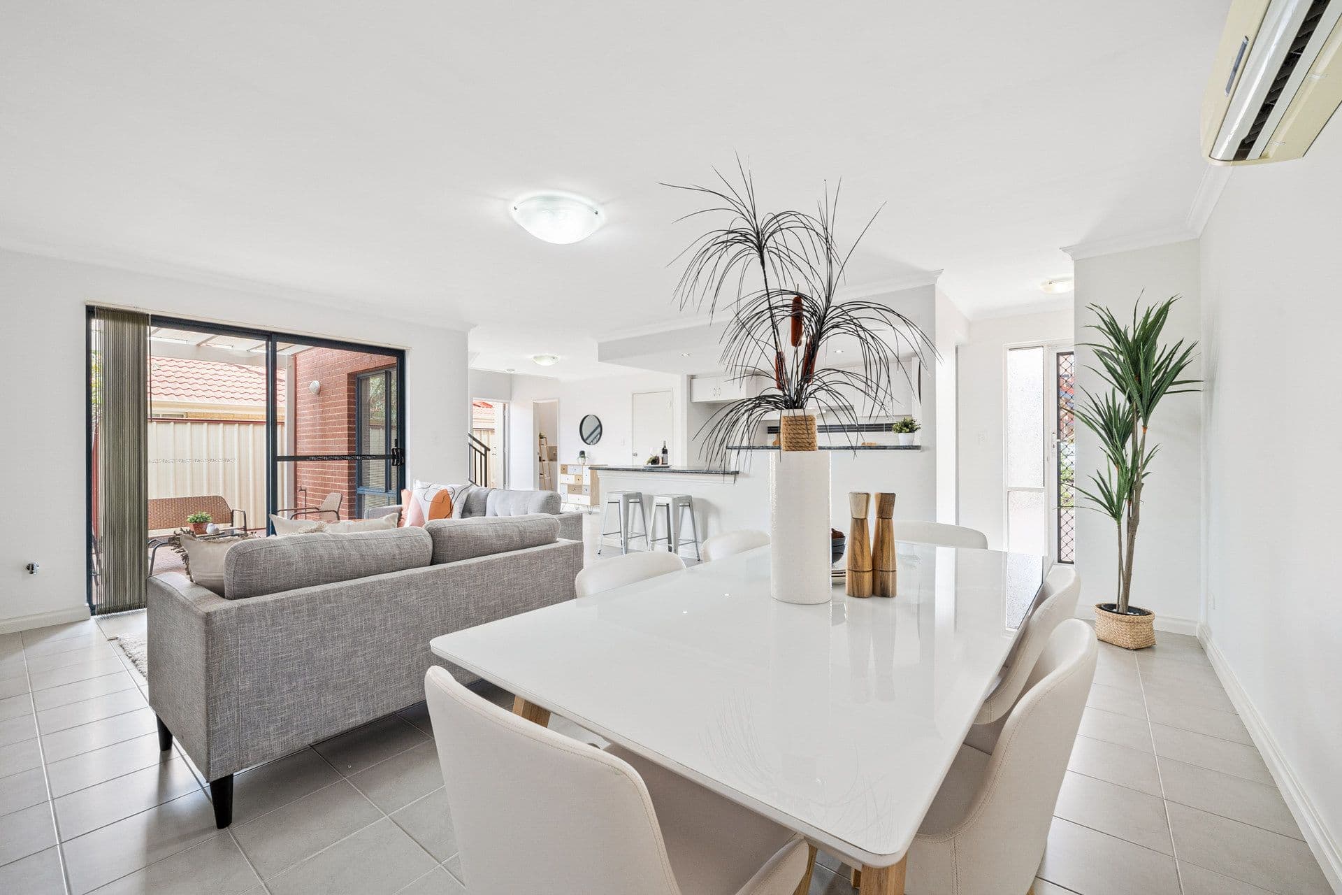 5/8 Hillcrest Road, Kewdale, WA, 6105, Kewdale - Image 1