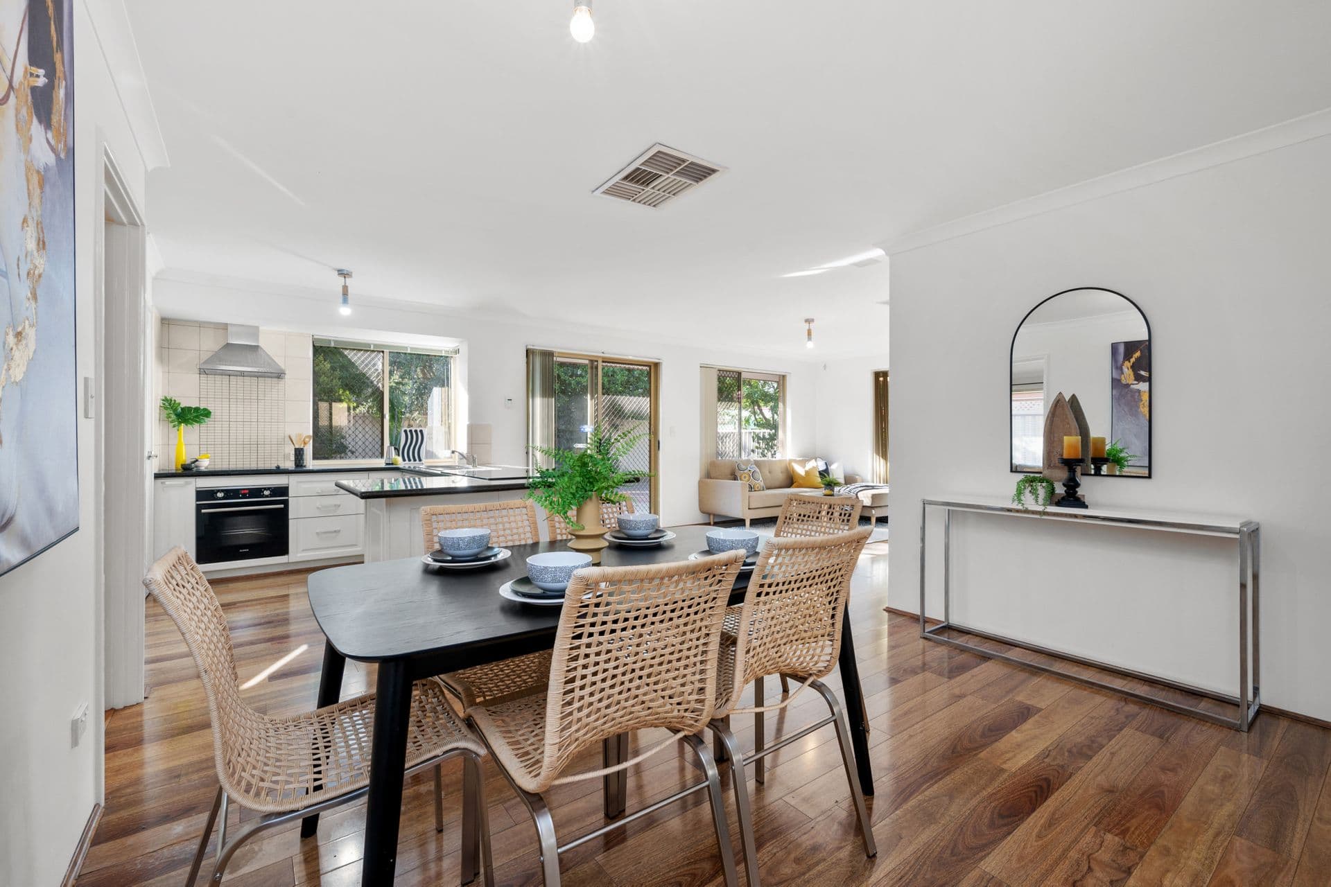 5/22 Tuckett Street, Carlisle, WA, 6101, Carlisle - Thumbnail 2