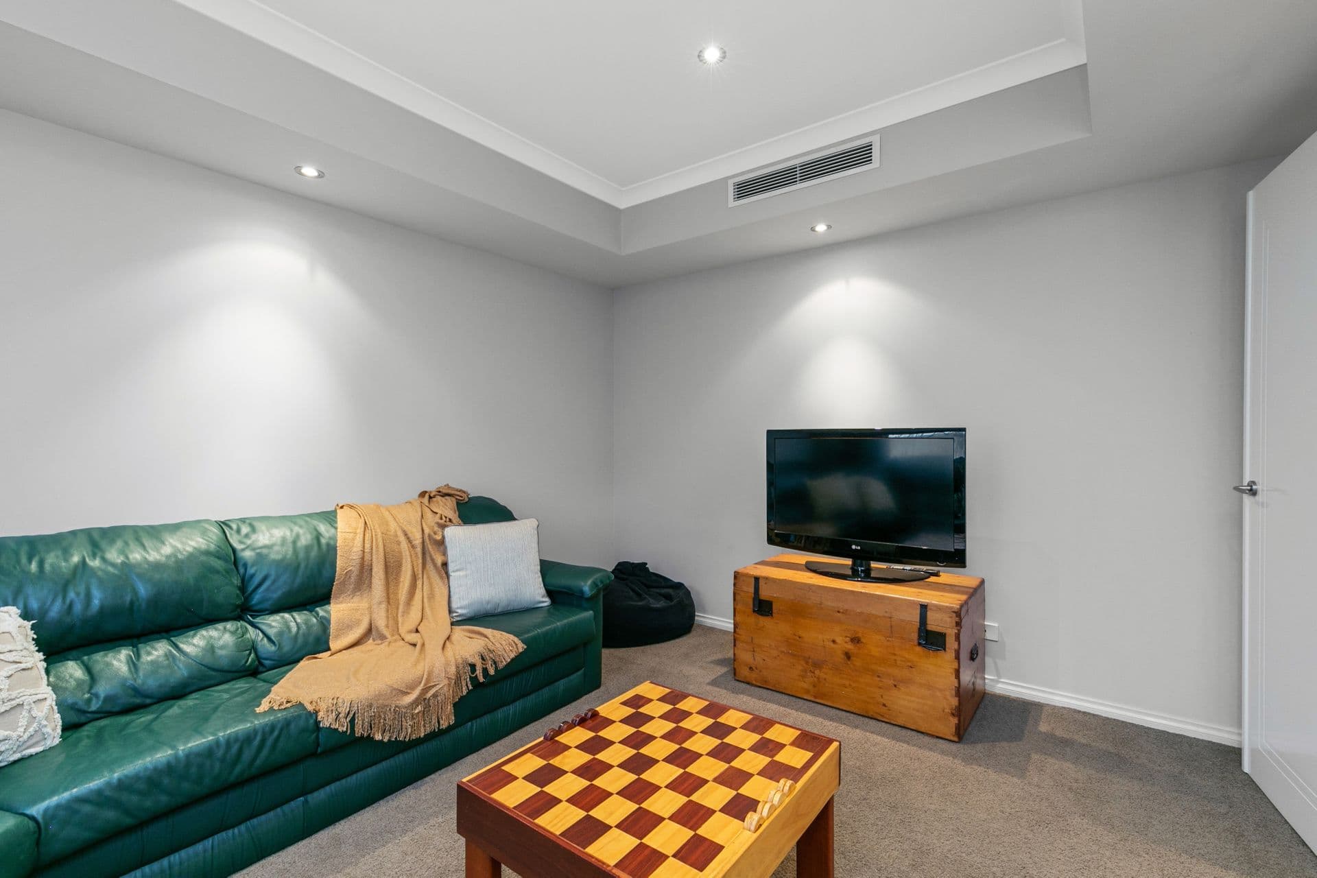 83 Egham Road, Lathlain, WA, 6100, Lathlain - Thumbnail 5