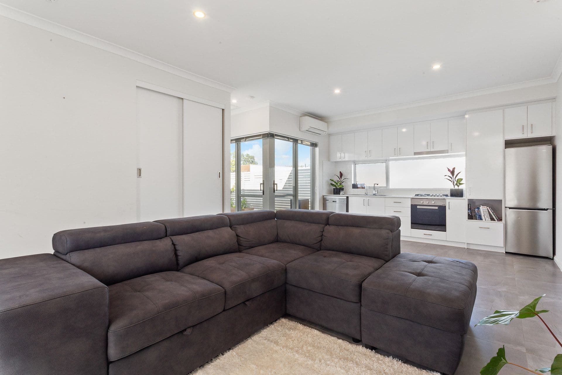 6/57 McGlinn Way, Cloverdale, WA, 6105, Cloverdale - Thumbnail 8