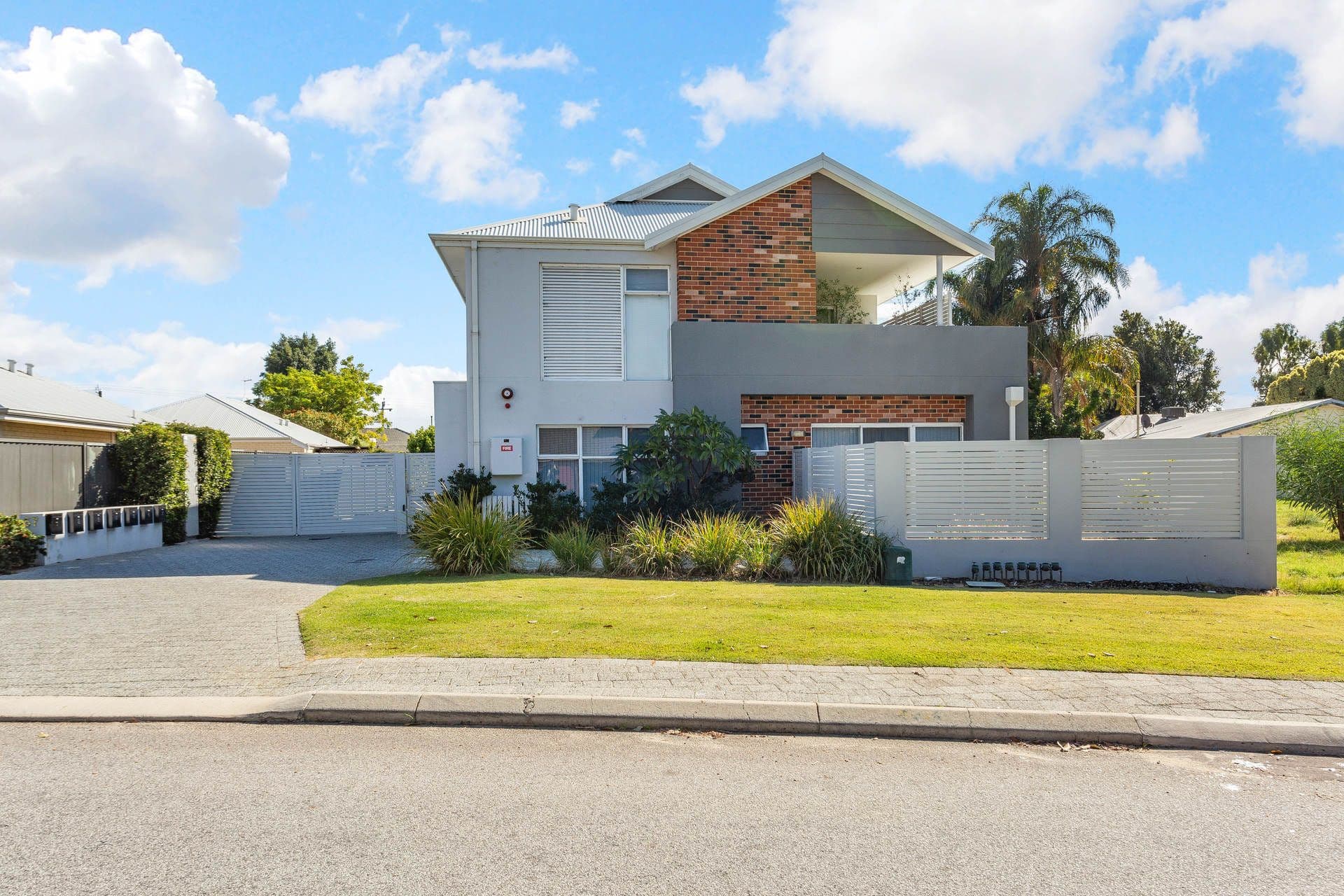 6/57 McGlinn Way, Cloverdale, WA, 6105, Cloverdale - Thumbnail 3