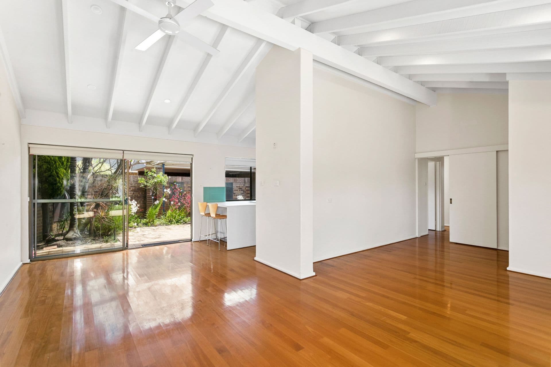 1/4 Tallowood Close, LAURIETON NSW 2443, Carlisle - Thumbnail 2