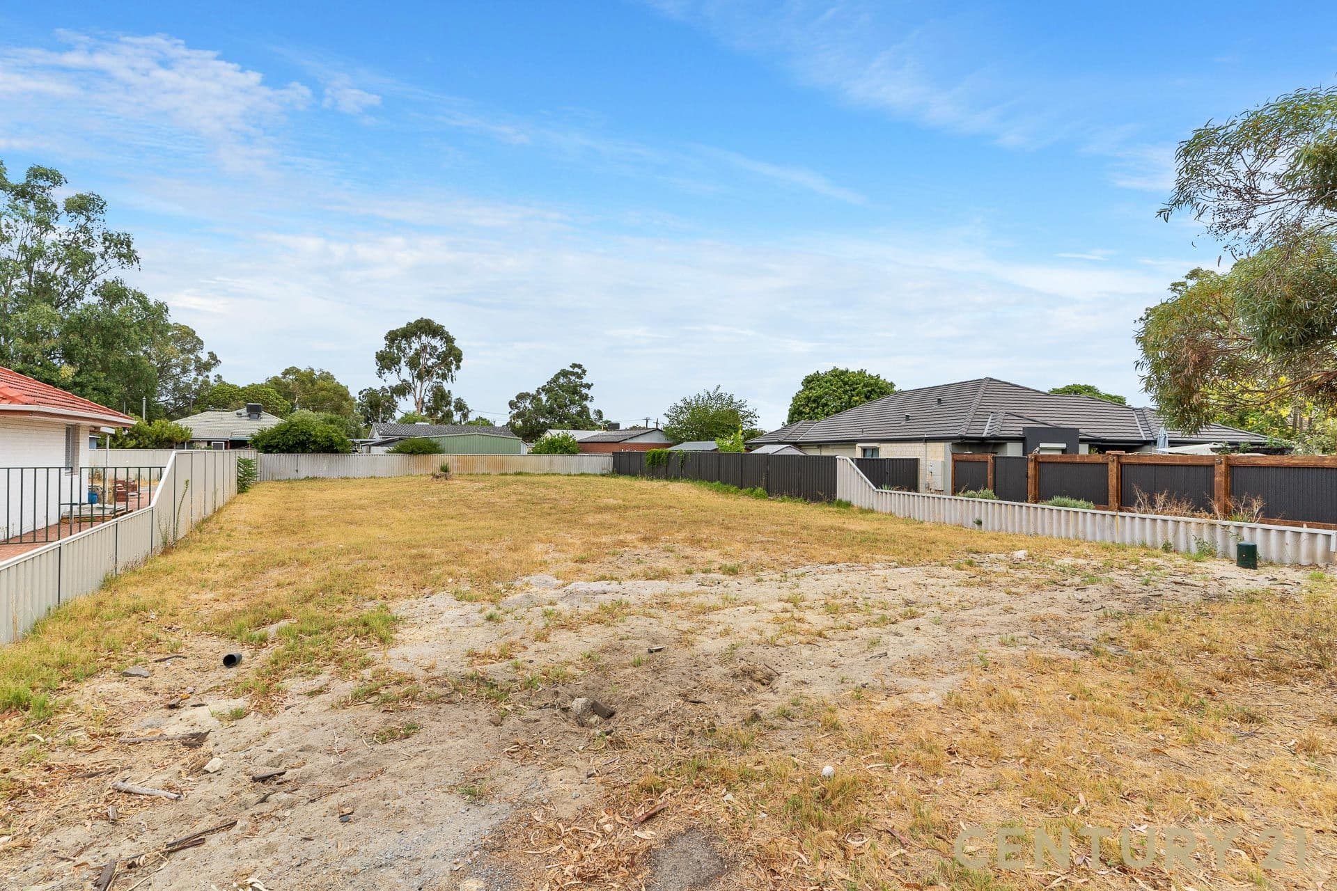 13 Hoskin Street, Cloverdale, WA, 6105, Cloverdale - Thumbnail 3