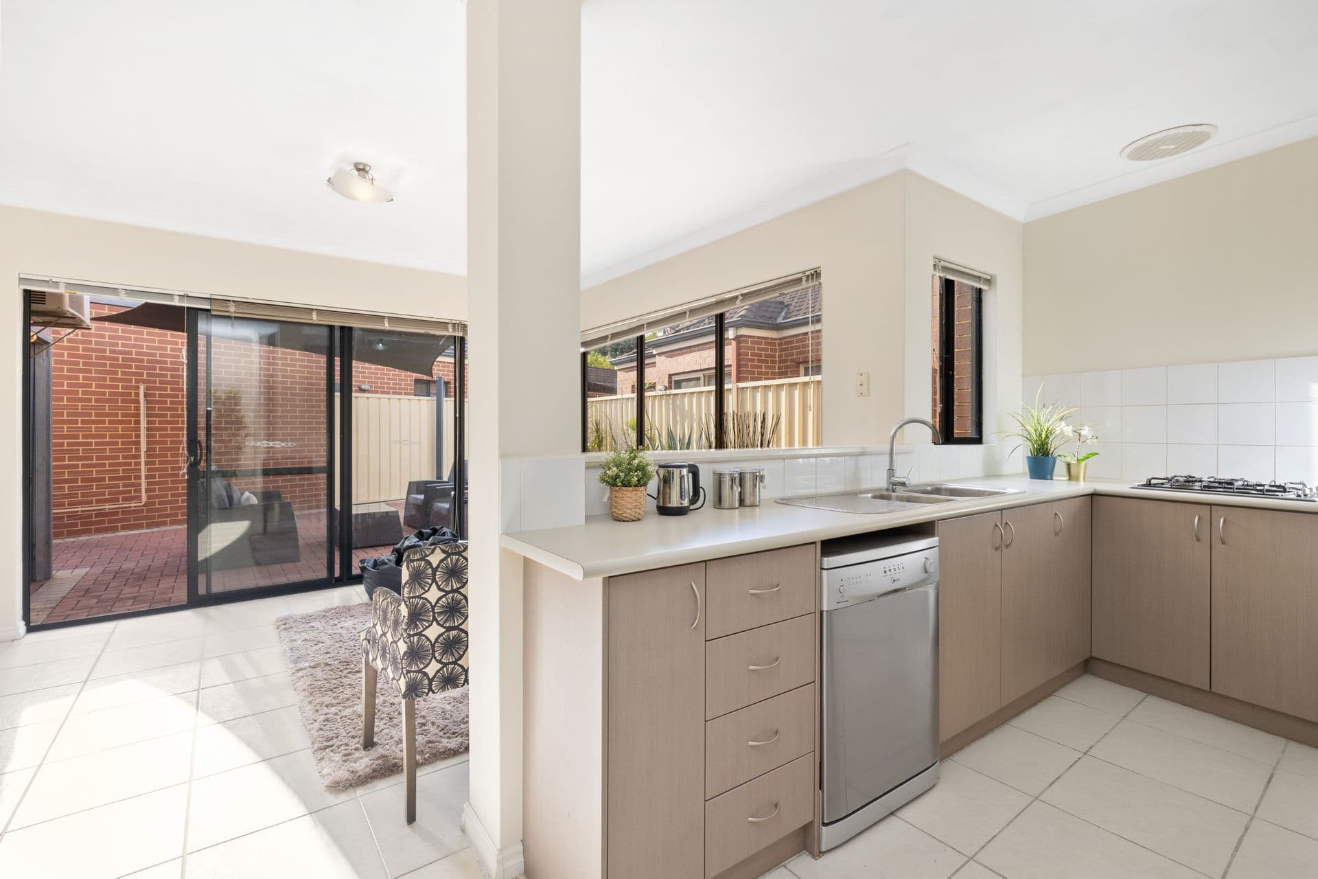 4/55 Archer Street, Carlisle, WA, 6101, Belmont - Thumbnail 3