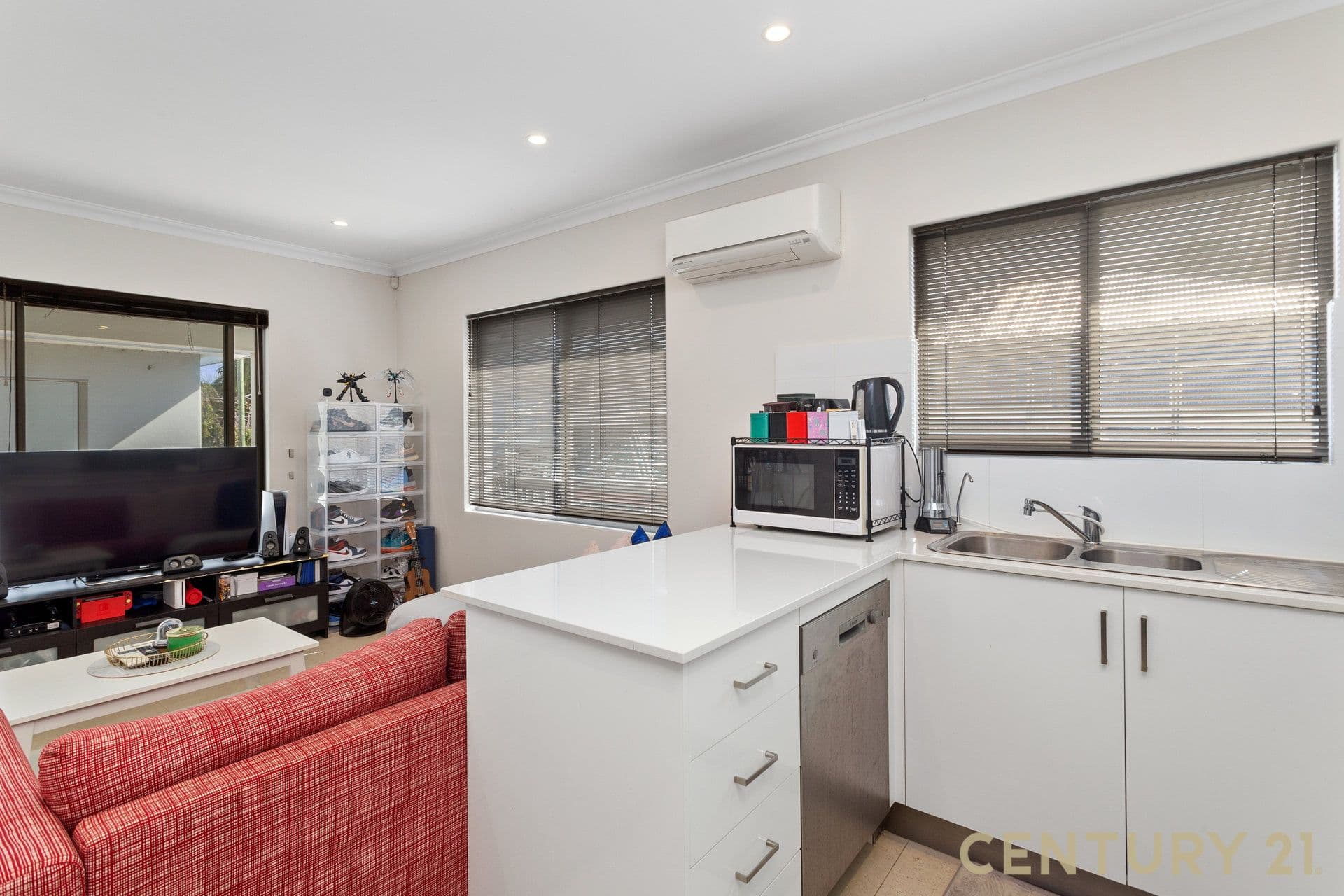 4/377 Daly Street, Cloverdale, WA, 6105, Cloverdale - Thumbnail 6