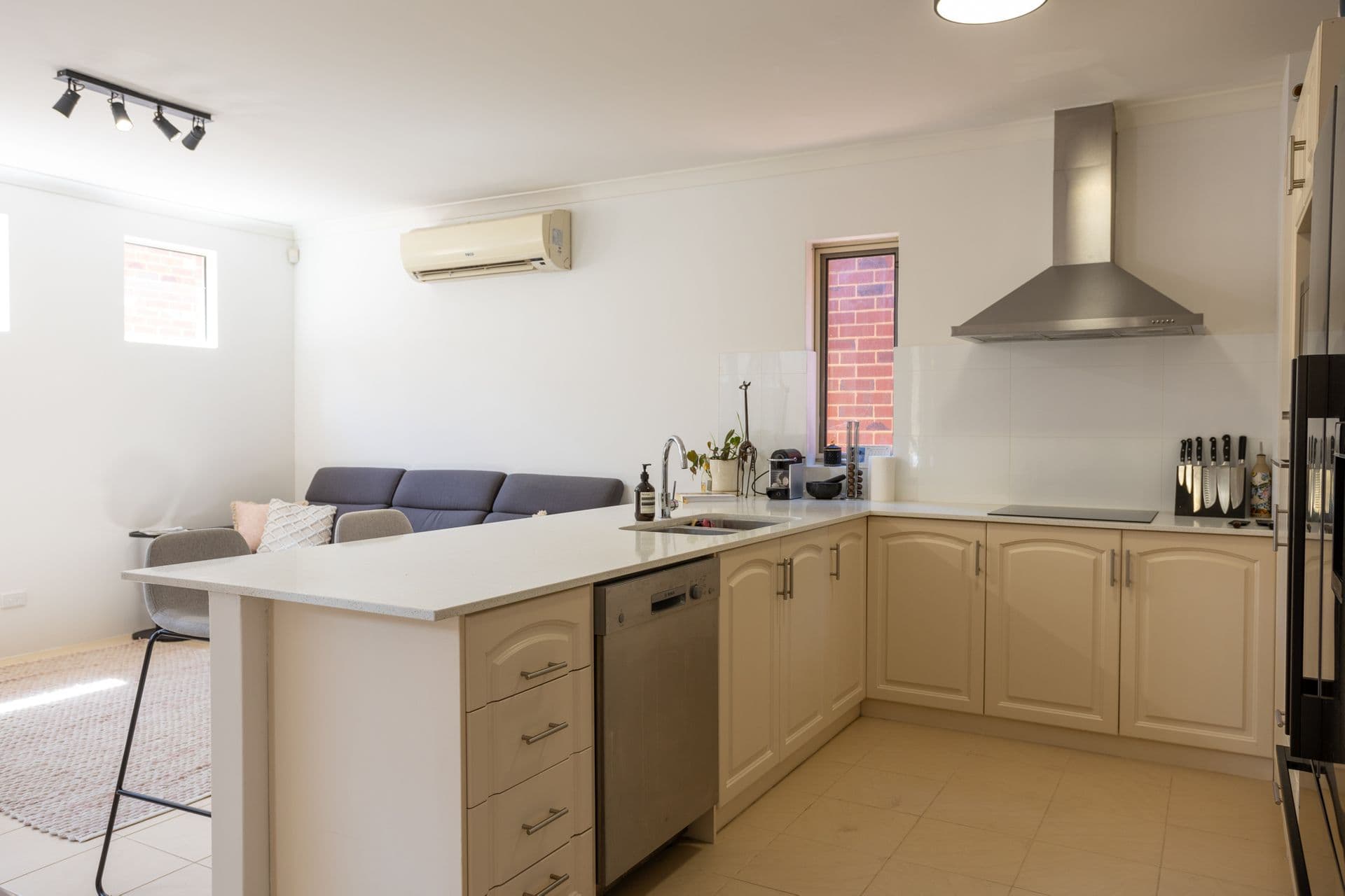 8/12 Forster Avenue, Lathlain, WA, 6100, Lathlain - Thumbnail 4