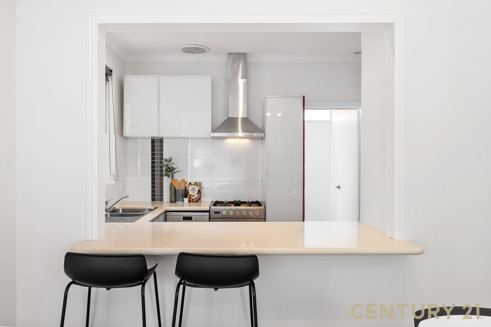 1/4 Leonora Street, Como, WA, 6152, Como - Thumbnail 8