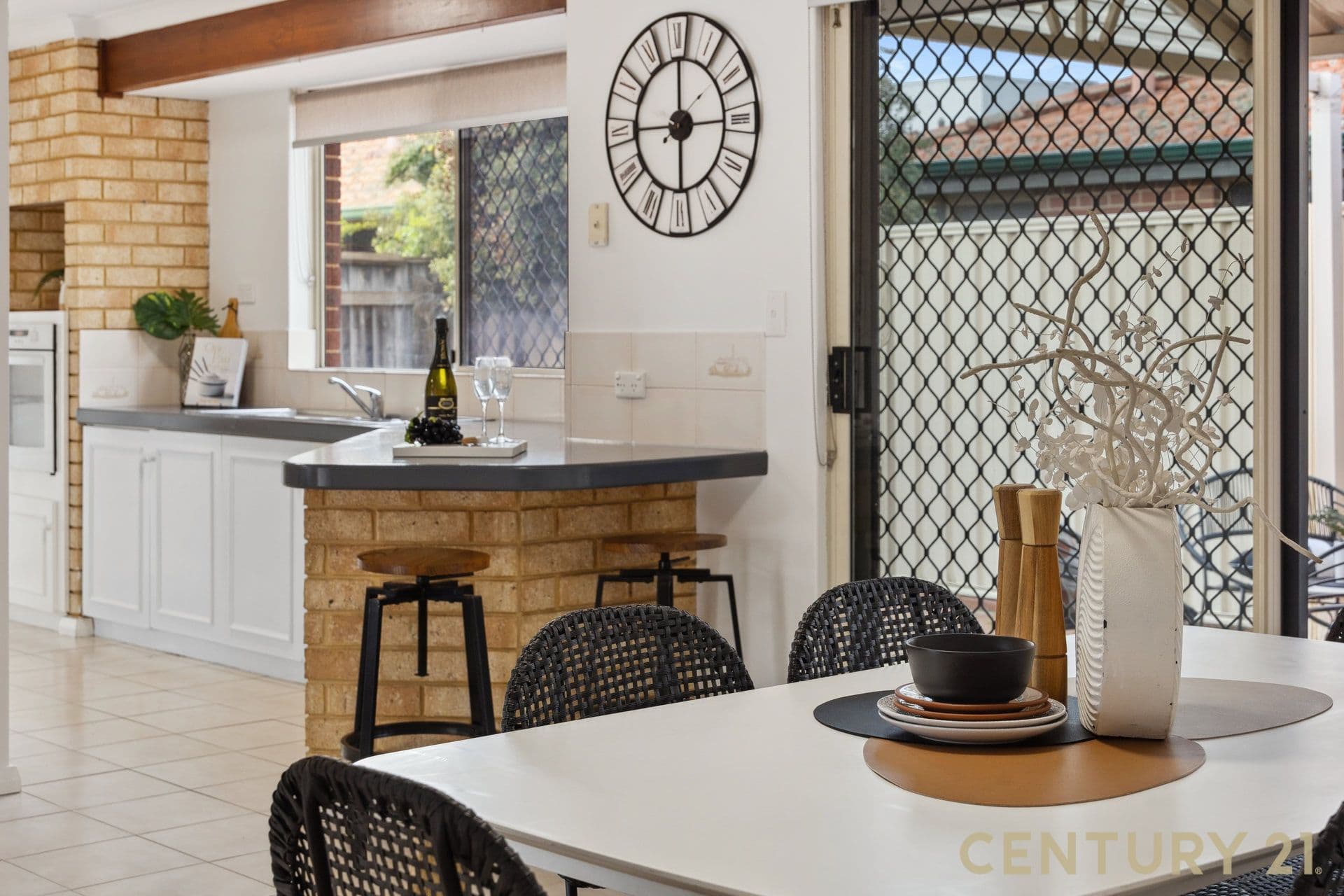 2/40 Raleigh Street, Carlisle, WA, 6101, Carlisle - Thumbnail 2