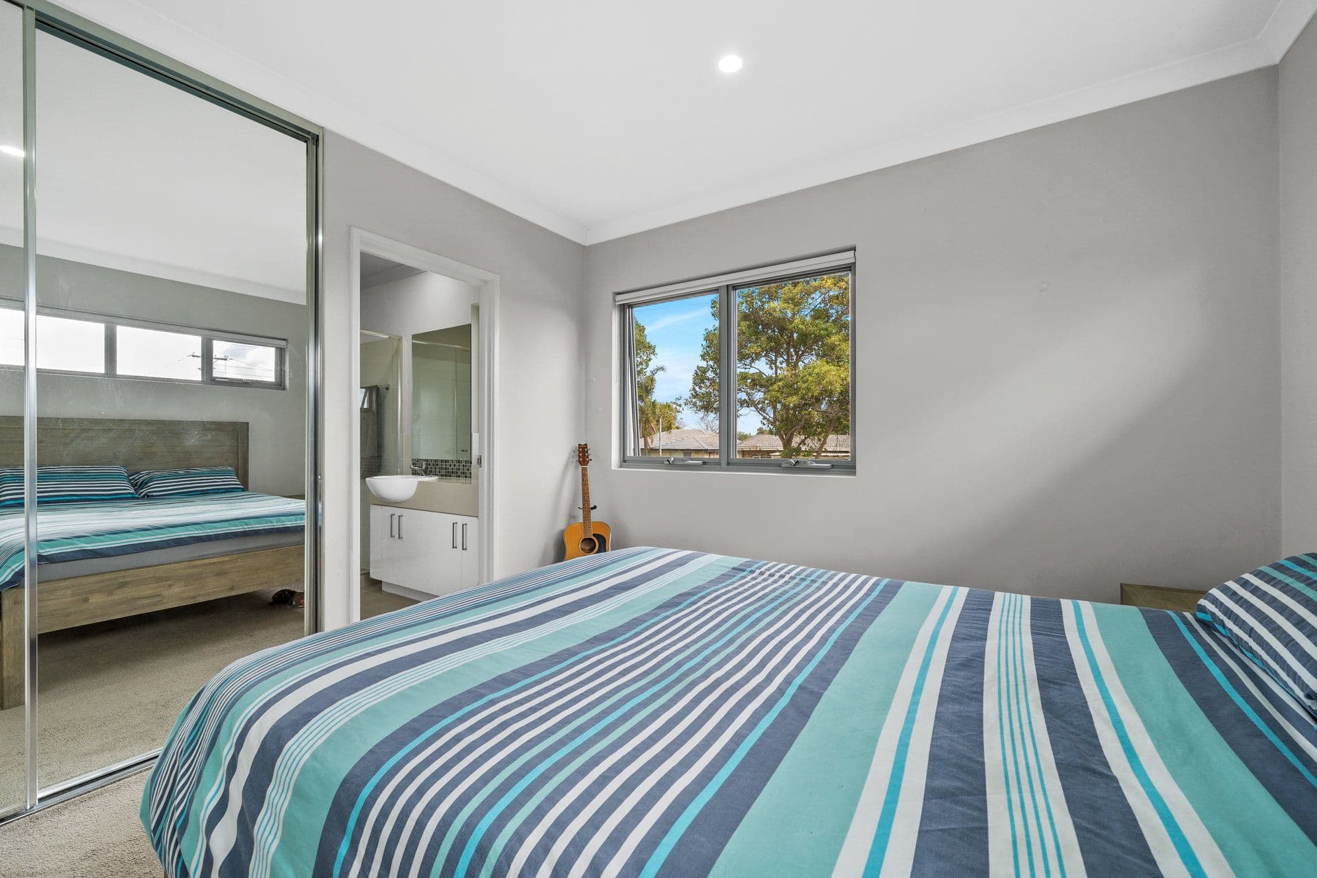 4/5 Oakland Avenue, Cloverdale, WA, 6105, Cloverdale - Thumbnail 5