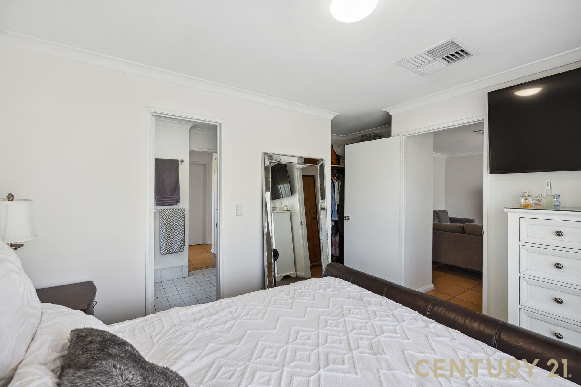 1/11 Ellam Street, St James, WA, 6102, St James - Thumbnail 8