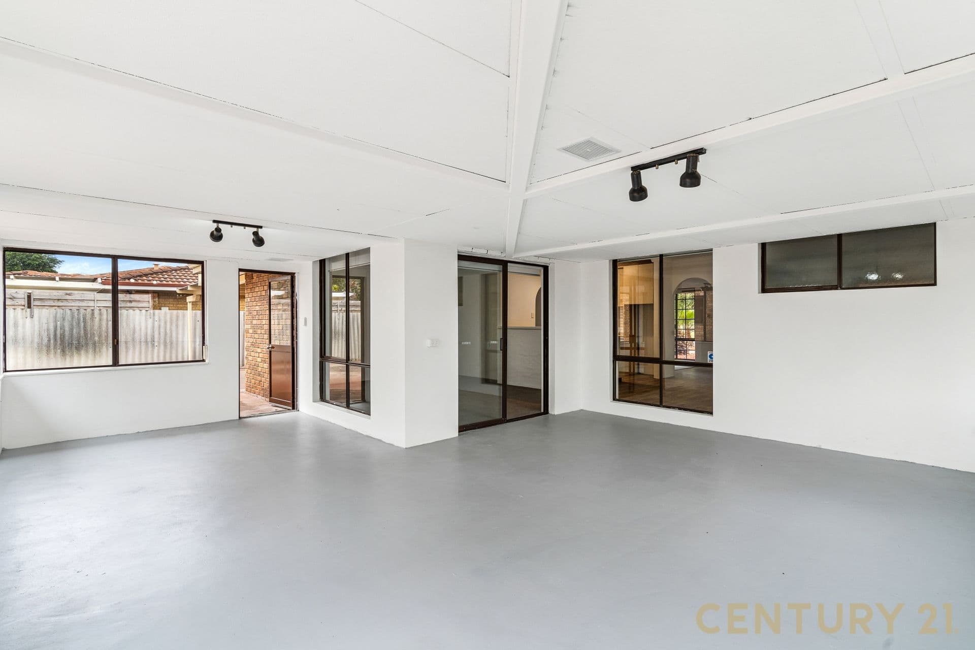 4/55 Archer Street, Carlisle, WA, 6101, High Wycombe - Thumbnail 3