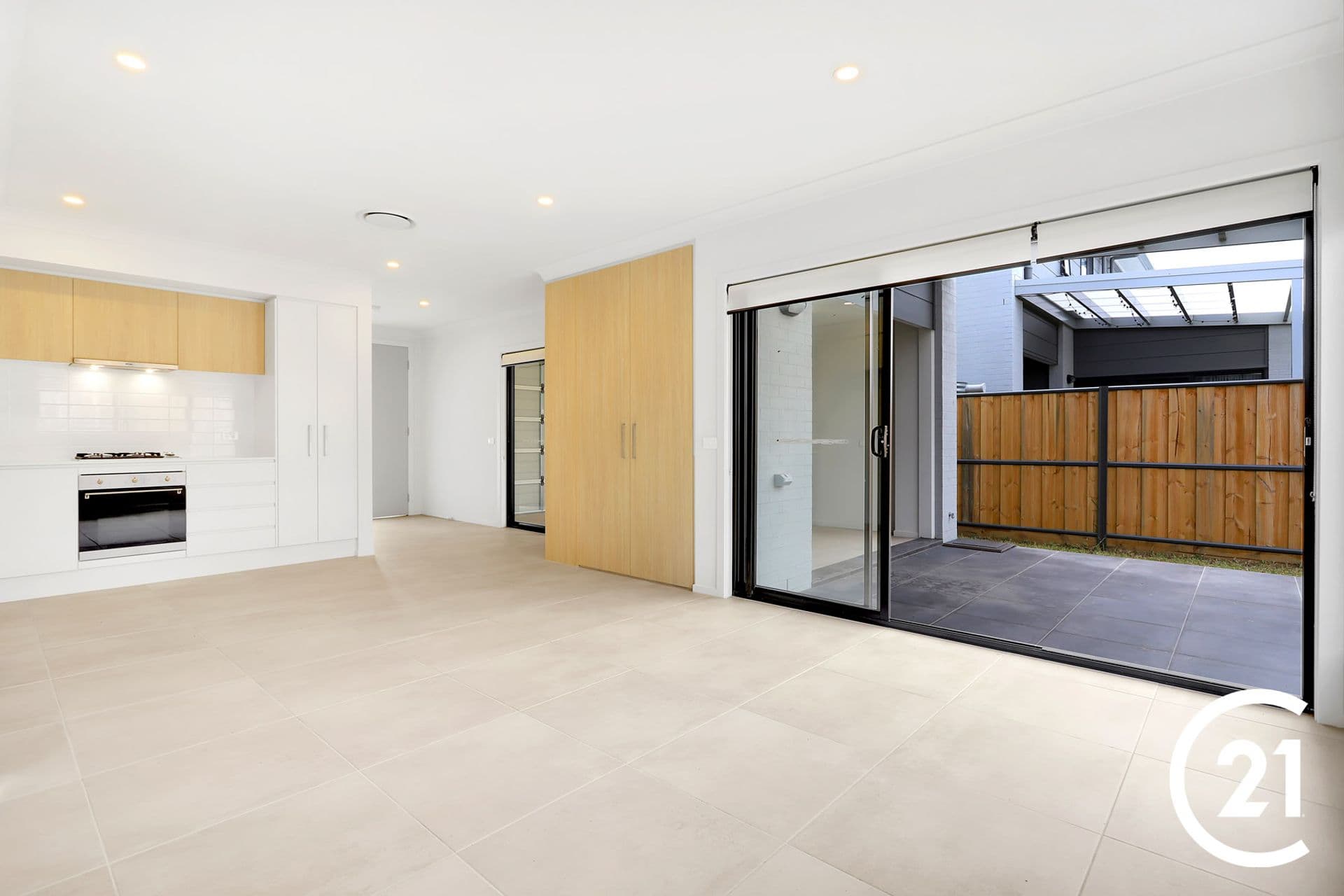 6 Sixteenth Glade, Blacktown, NSW, 2148, Blacktown - Thumbnail 4