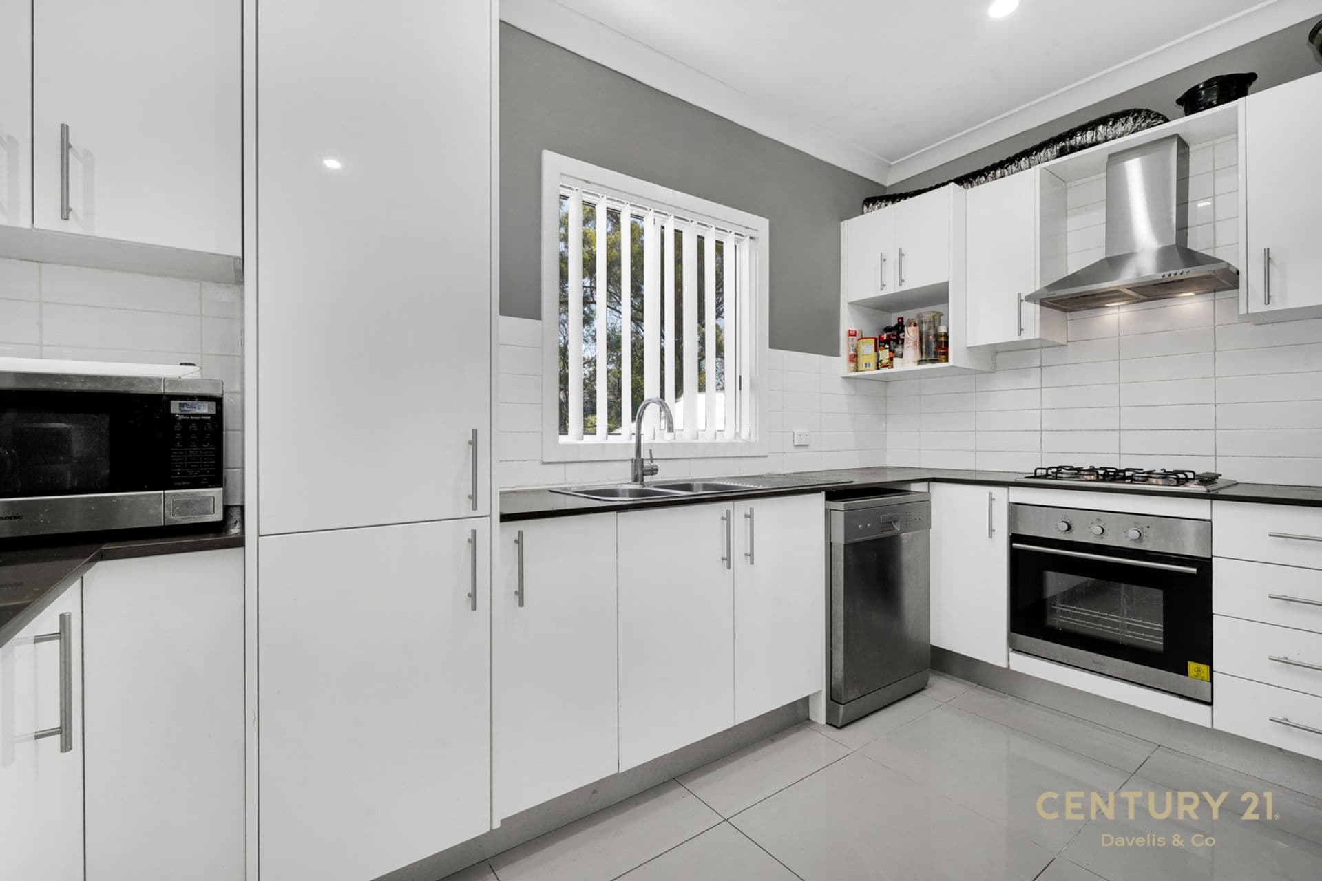 1/19 Campbell Street, Blacktown, NSW, 2148, Lalor Park - Thumbnail 2