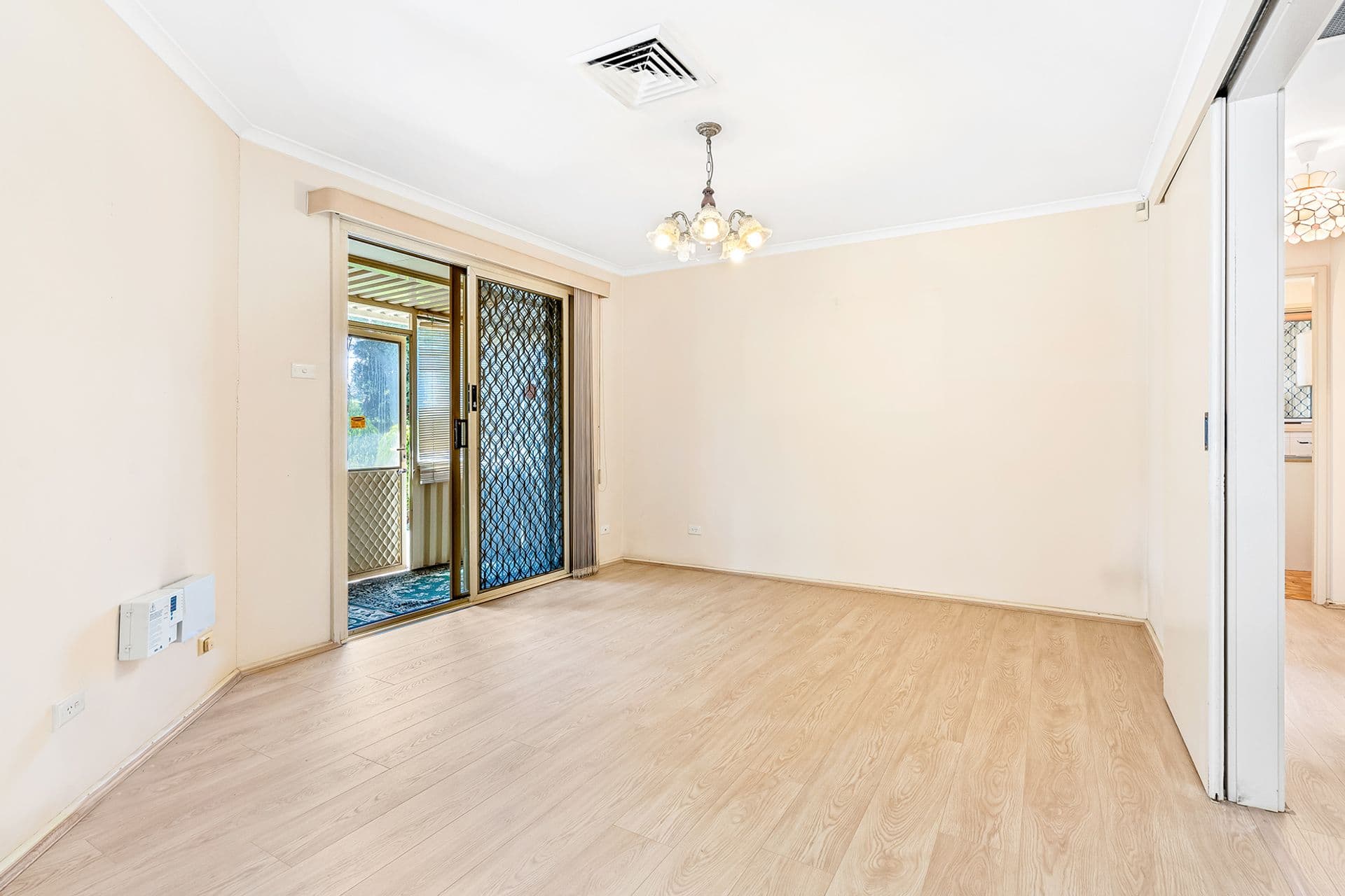 9 Ironbark Crescent, Blacktown, NSW, 2148, Blacktown - Thumbnail 5