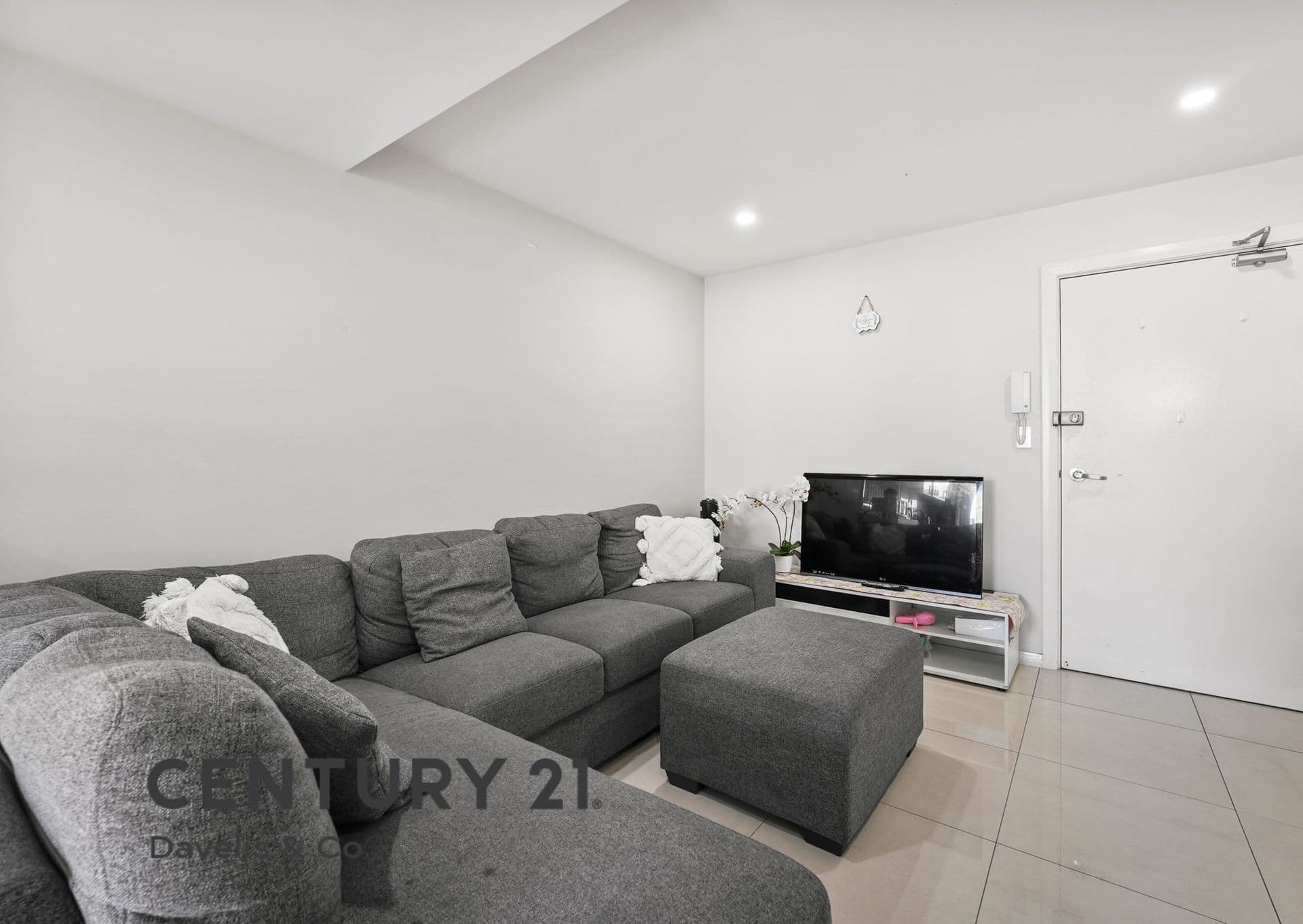 311/12 Fourth Avenue, Blacktown, NSW, 2148, Blacktown - Thumbnail 3