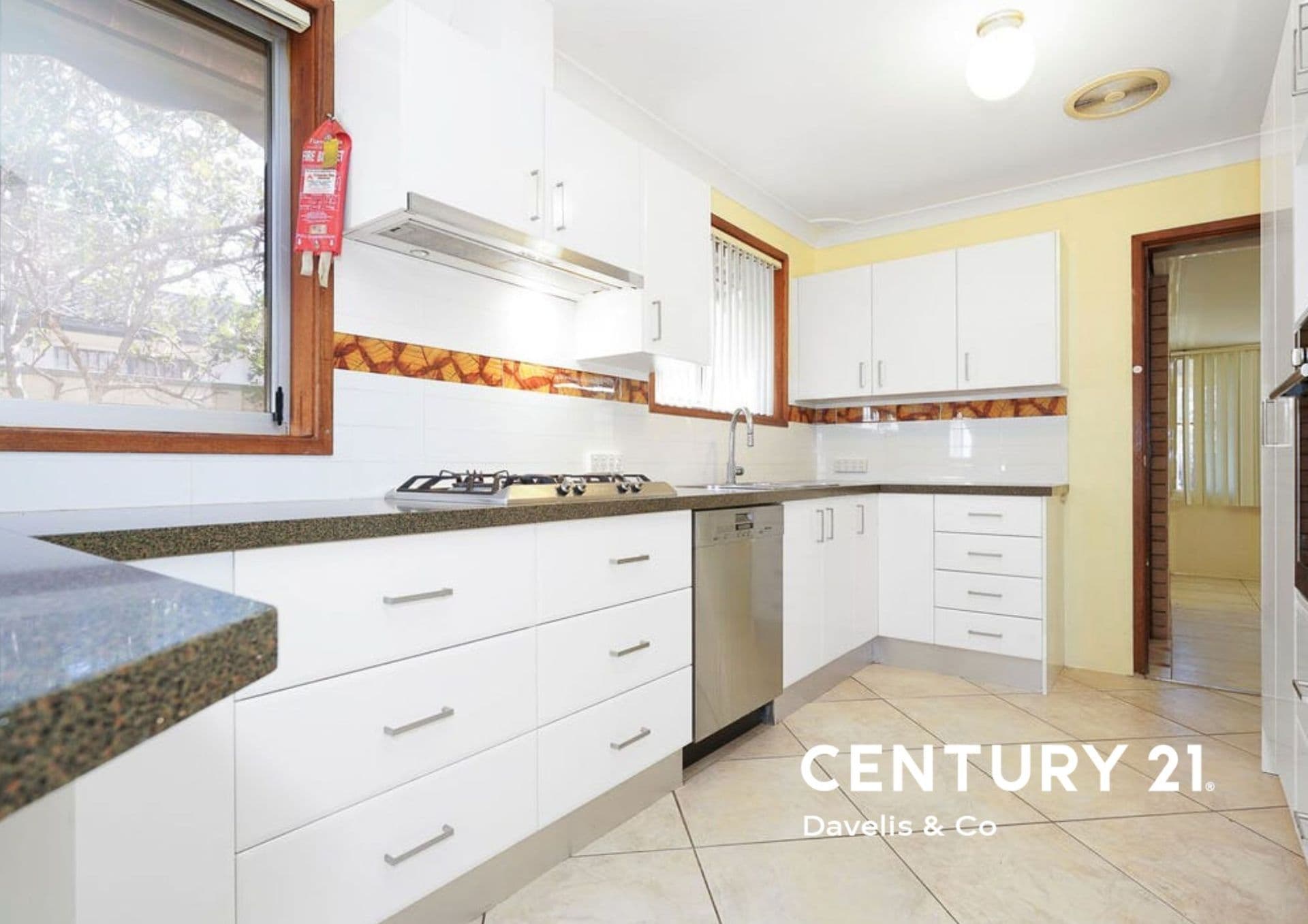 1/19 Campbell Street, Blacktown, NSW, 2148, Berkeley Vale - Thumbnail 4