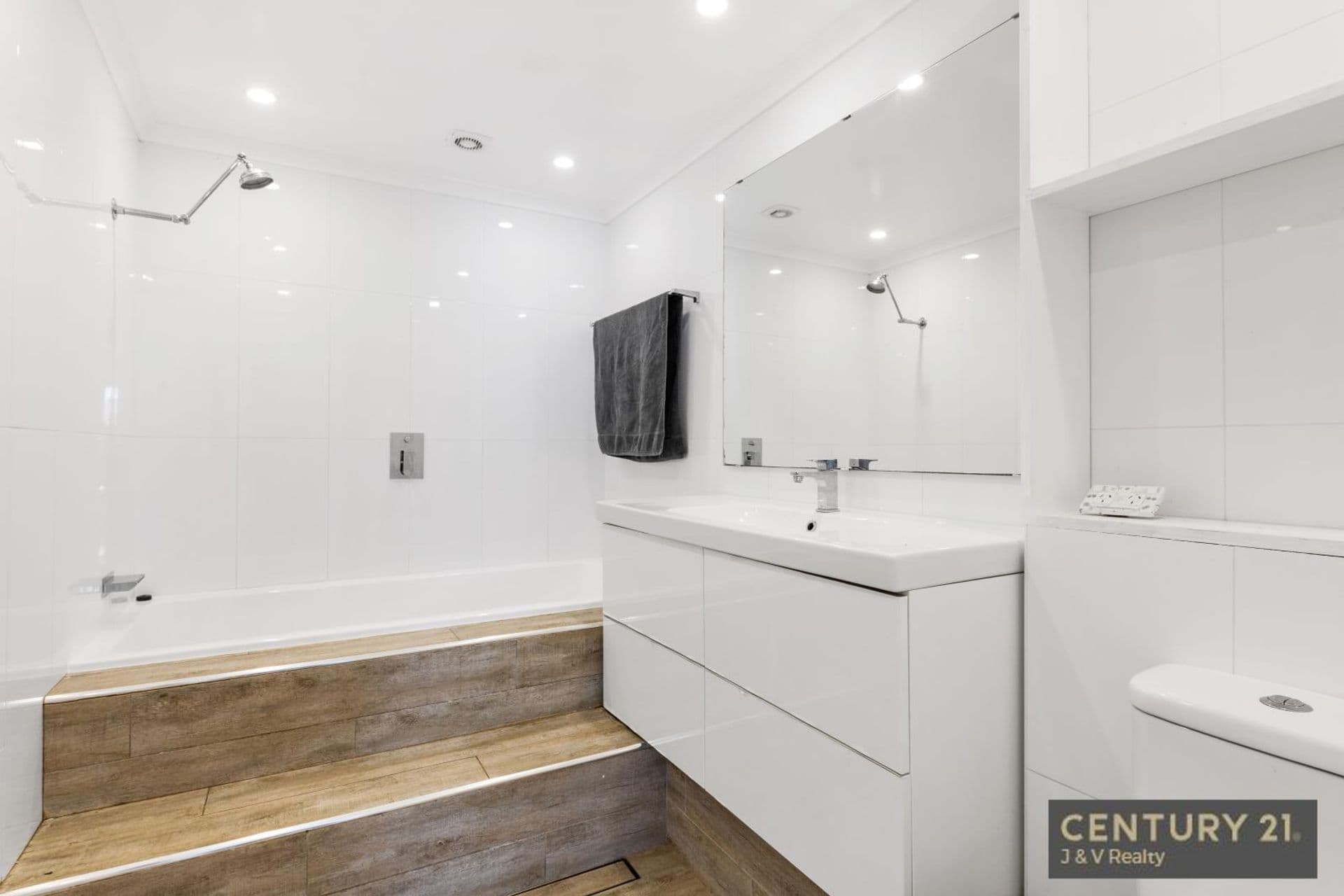 46 Montview Pde, Hornsby Heights, NSW, 2077, Hornsby Heights - Thumbnail 7