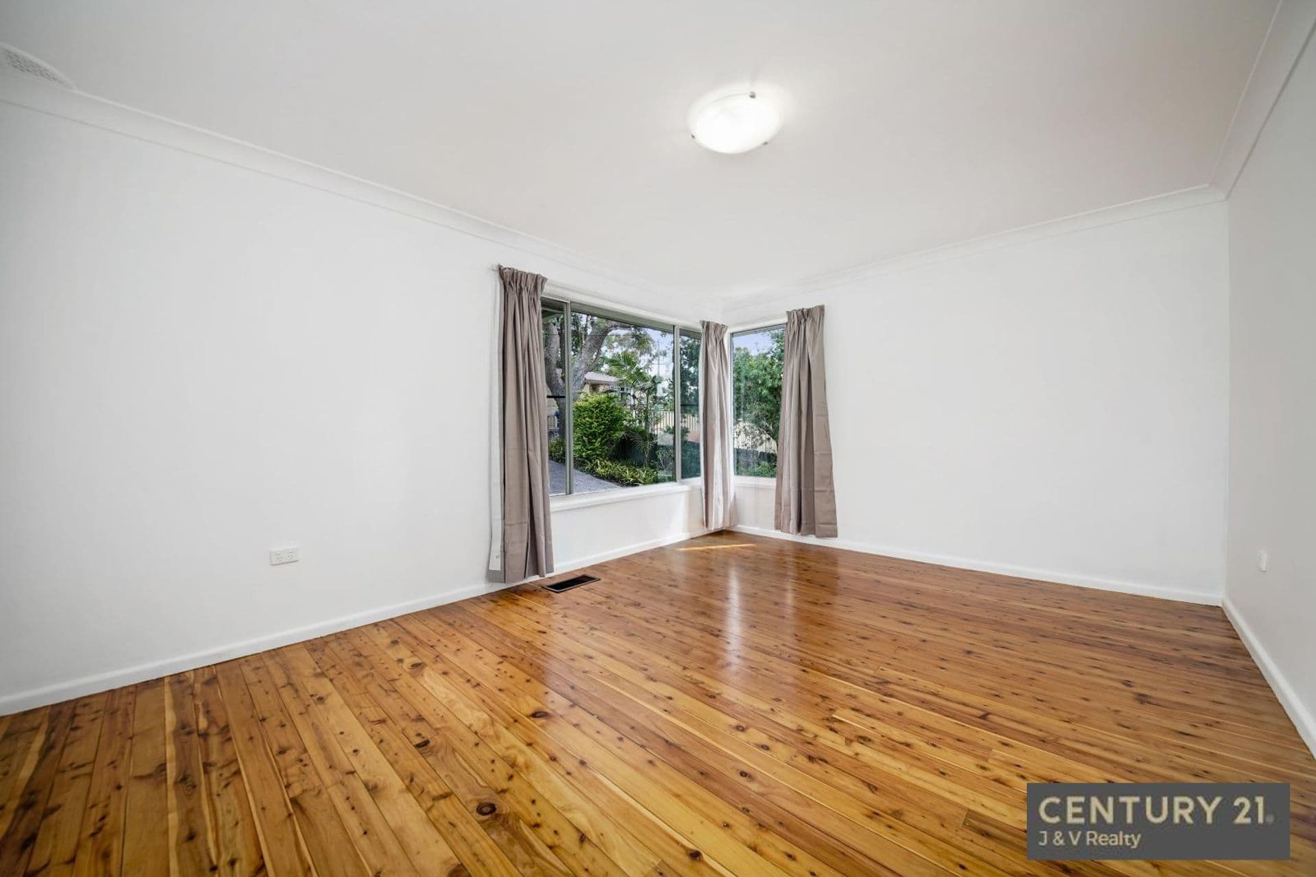 1 Rosslyn Street, Berowra, NSW, 2081, Berowra - Thumbnail 3