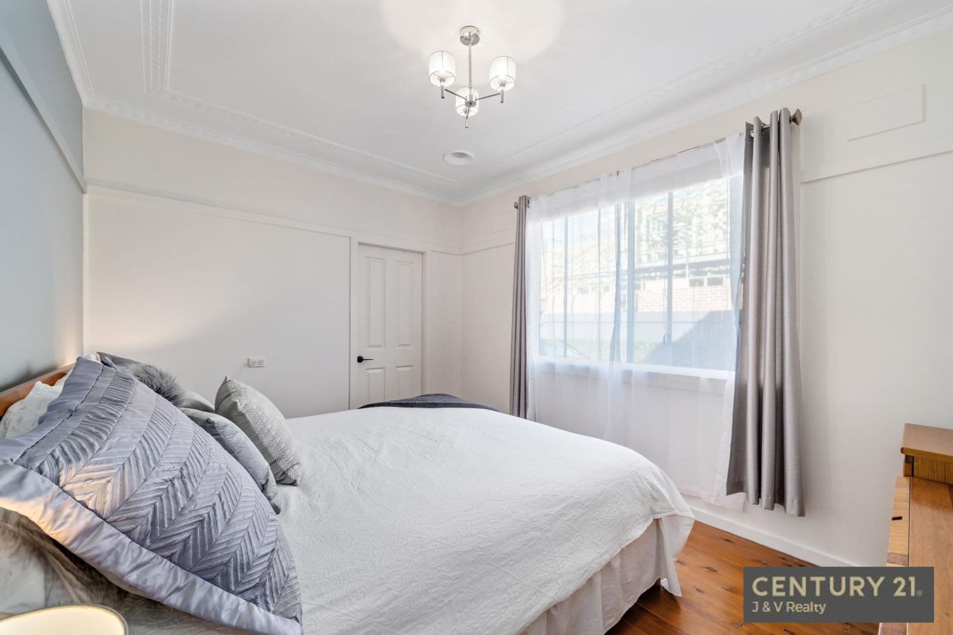 19 Glenview Road, Mount Kuring-gai, NSW, 2080, Mount Kuring-Gai - Thumbnail 8