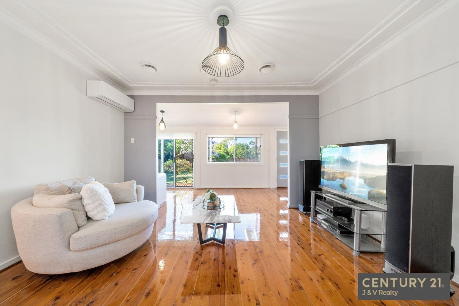 19 Glenview Road, Mount Kuring-gai, NSW, 2080, Mount Kuring-Gai - Thumbnail 3