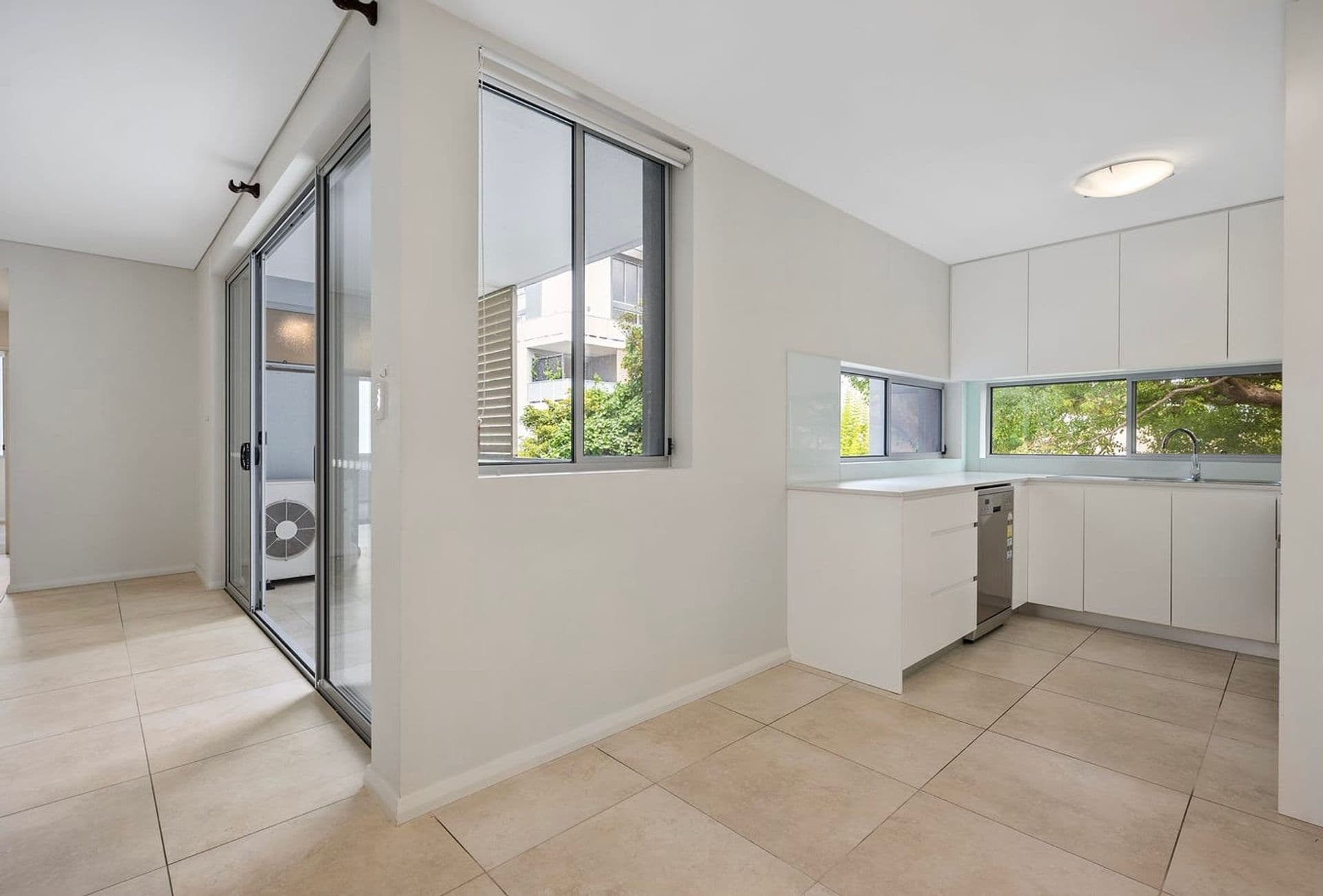 11/4 Werombi Road, Mount Colah, NSW, 2079, Mount Colah - Thumbnail 4