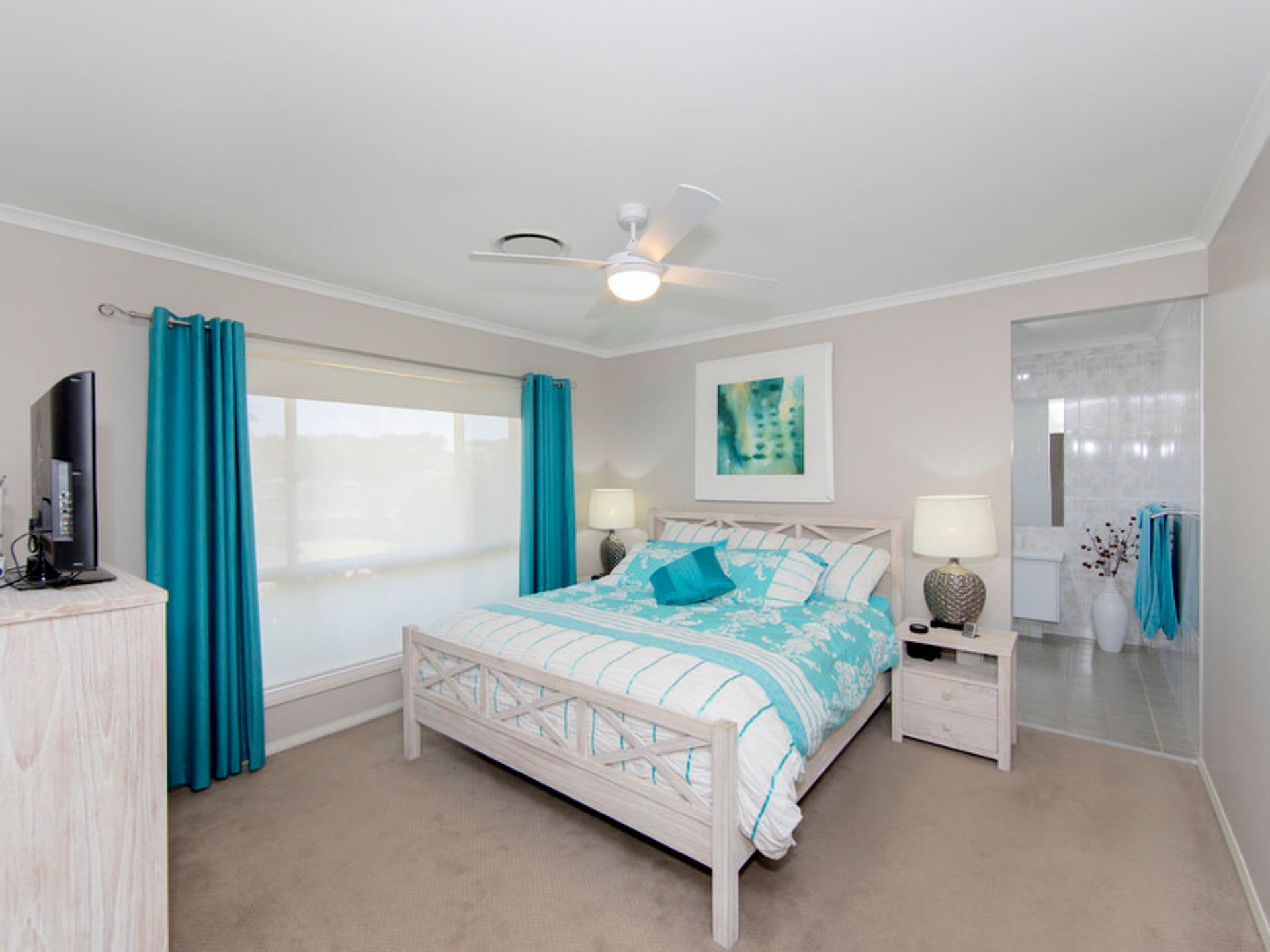 32 Cleveland Street, Cameron Park, NSW, 2285, Cameron Park - Thumbnail 4