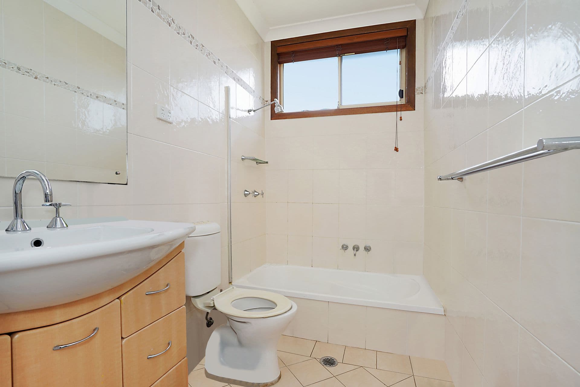 13 Cobbin Parade, Belmont, NSW, 2280, Belmont - Thumbnail 8